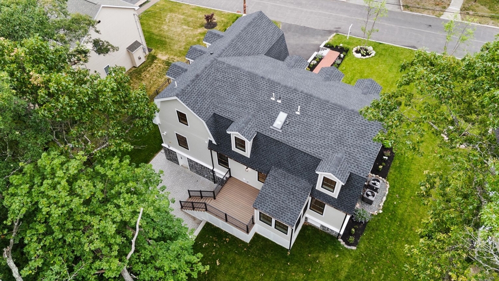 Winchester, Massachusetts, 01890, United States, 6 Bedrooms Bedrooms, ,5 BathroomsBathrooms,Residential,For Sale,1940960