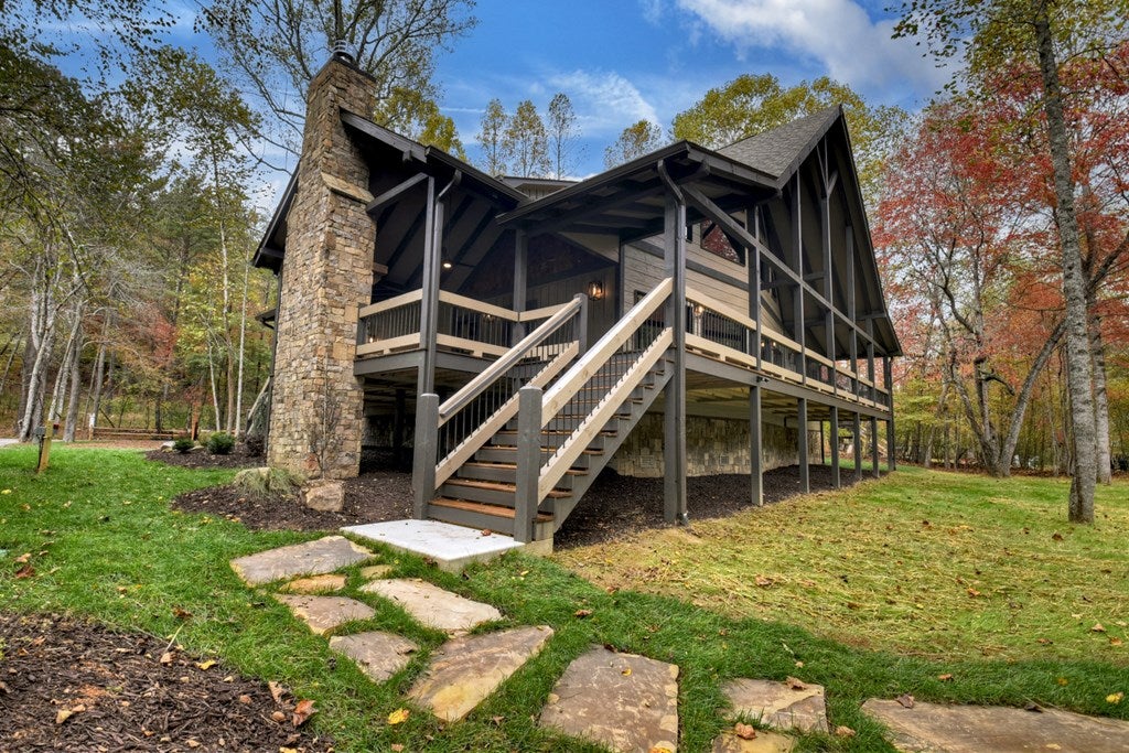 Mineral Bluff, Georgia, 30559, United States, 4 Bedrooms Bedrooms, ,5 BathroomsBathrooms,Residential,For Sale,1986837