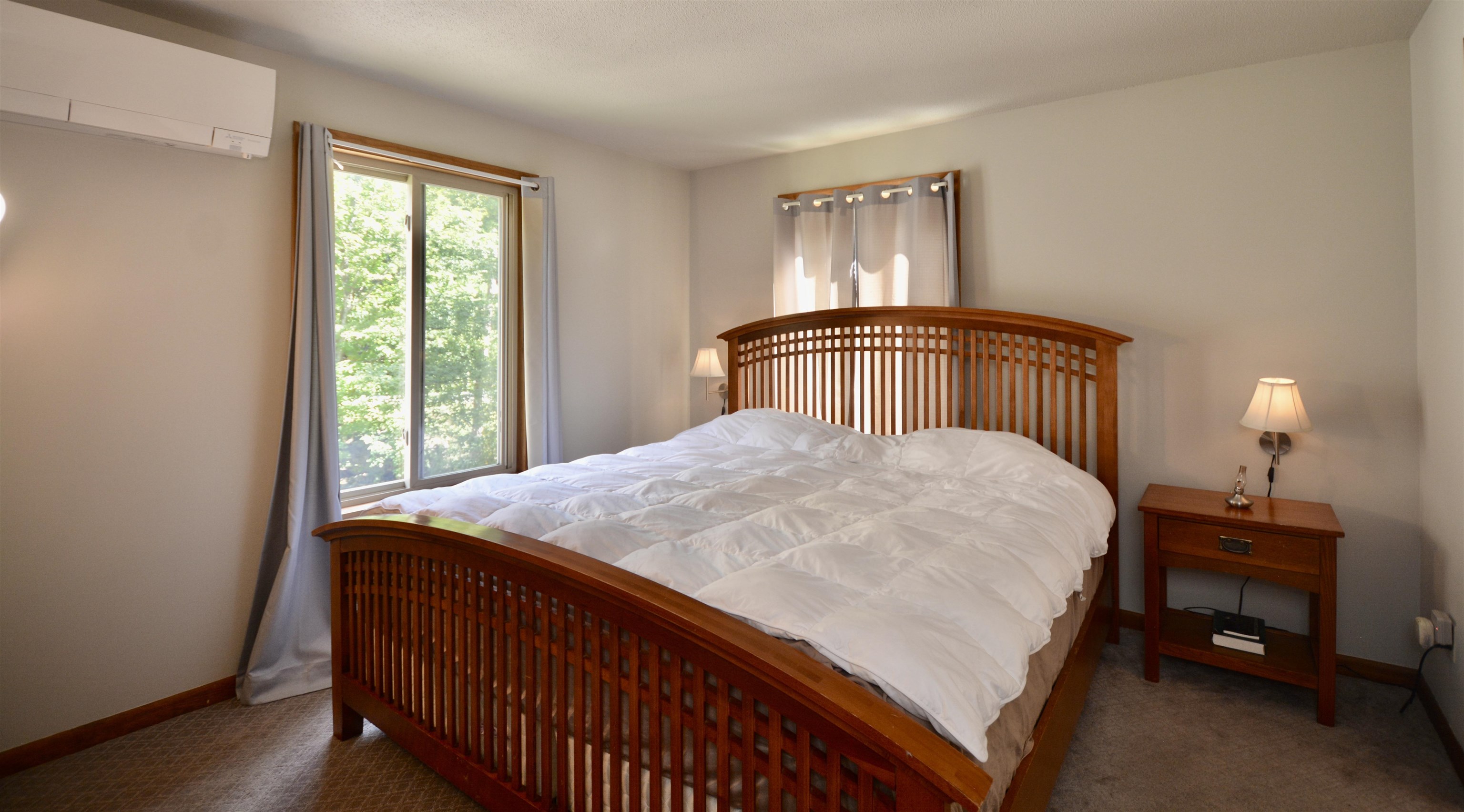 Grantham, New Hampshire, 03753, United States, 3 Bedrooms Bedrooms, ,3 BathroomsBathrooms,Residential,For Sale,1927366