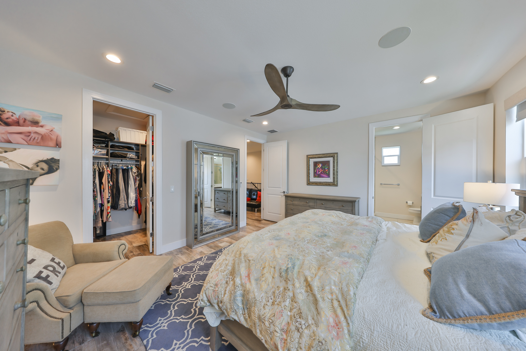 Tampa, Florida, 36611, United States, 3 Bedrooms Bedrooms, ,4 BathroomsBathrooms,Residential,For Sale,1931237