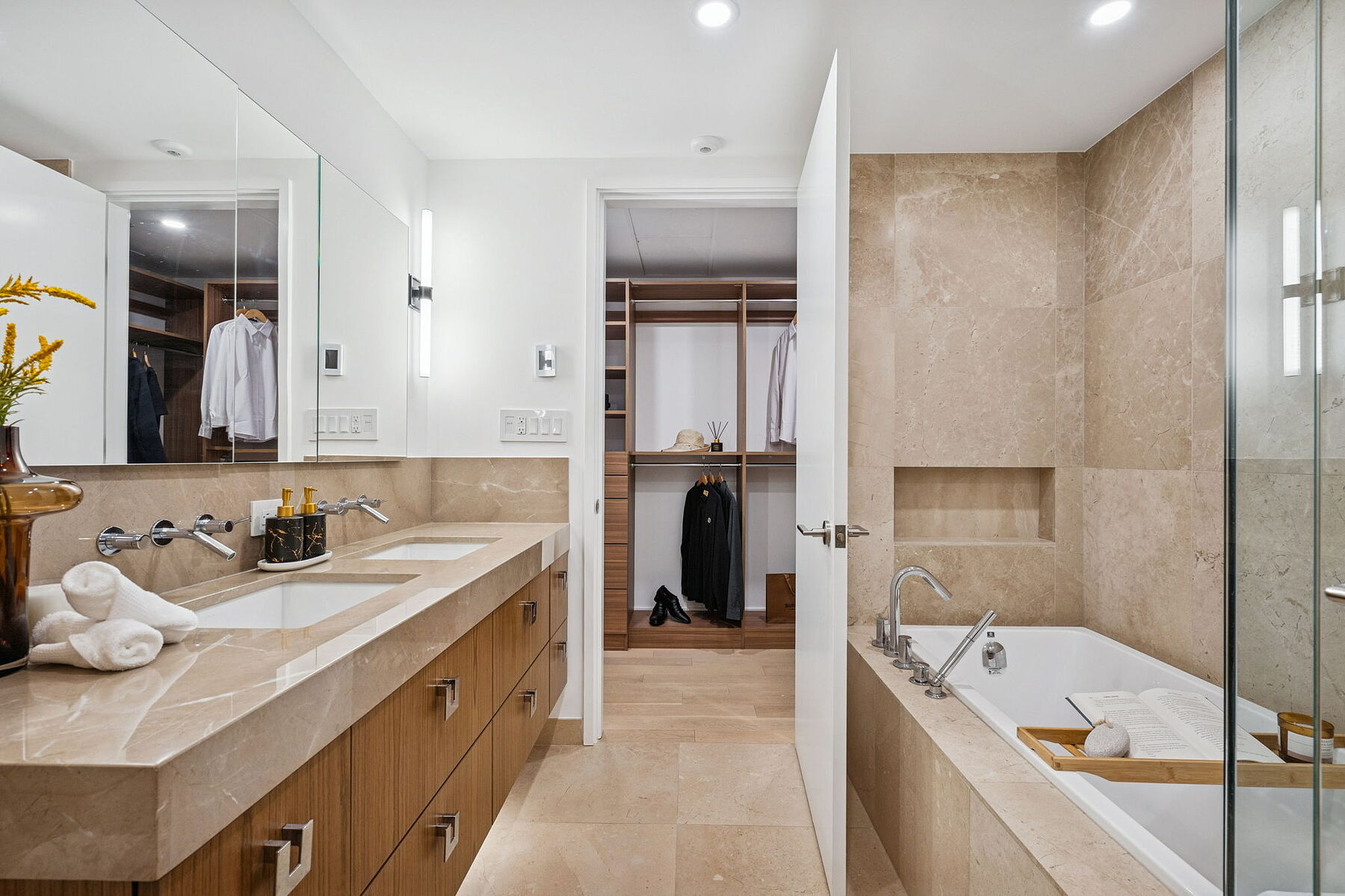  Boutique Yaletown Luxury - 物件實景