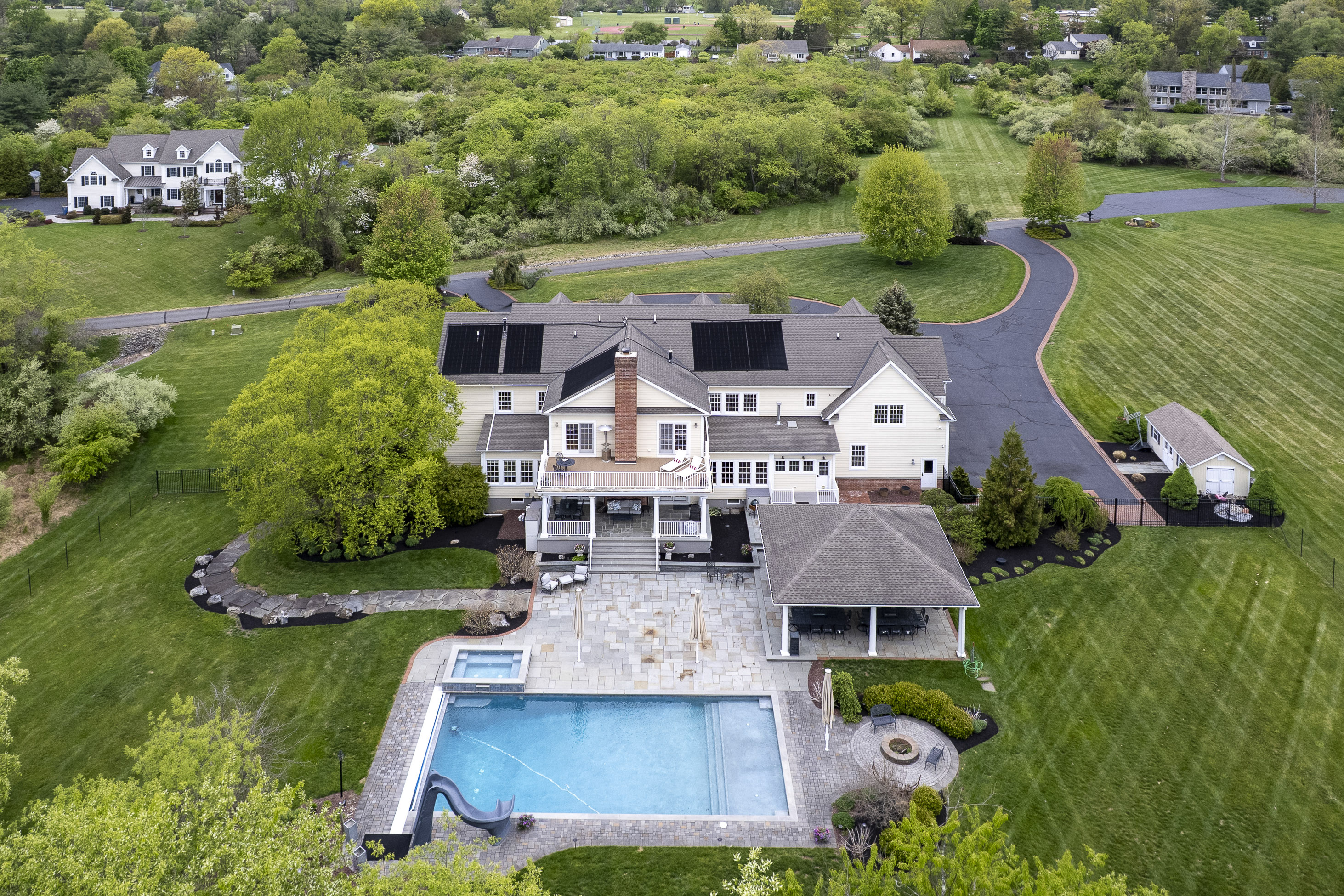  Luxury Estate Near Princeton with Resort-Style Pool, Covered Pavilion & 9+ Acres - 物件實景