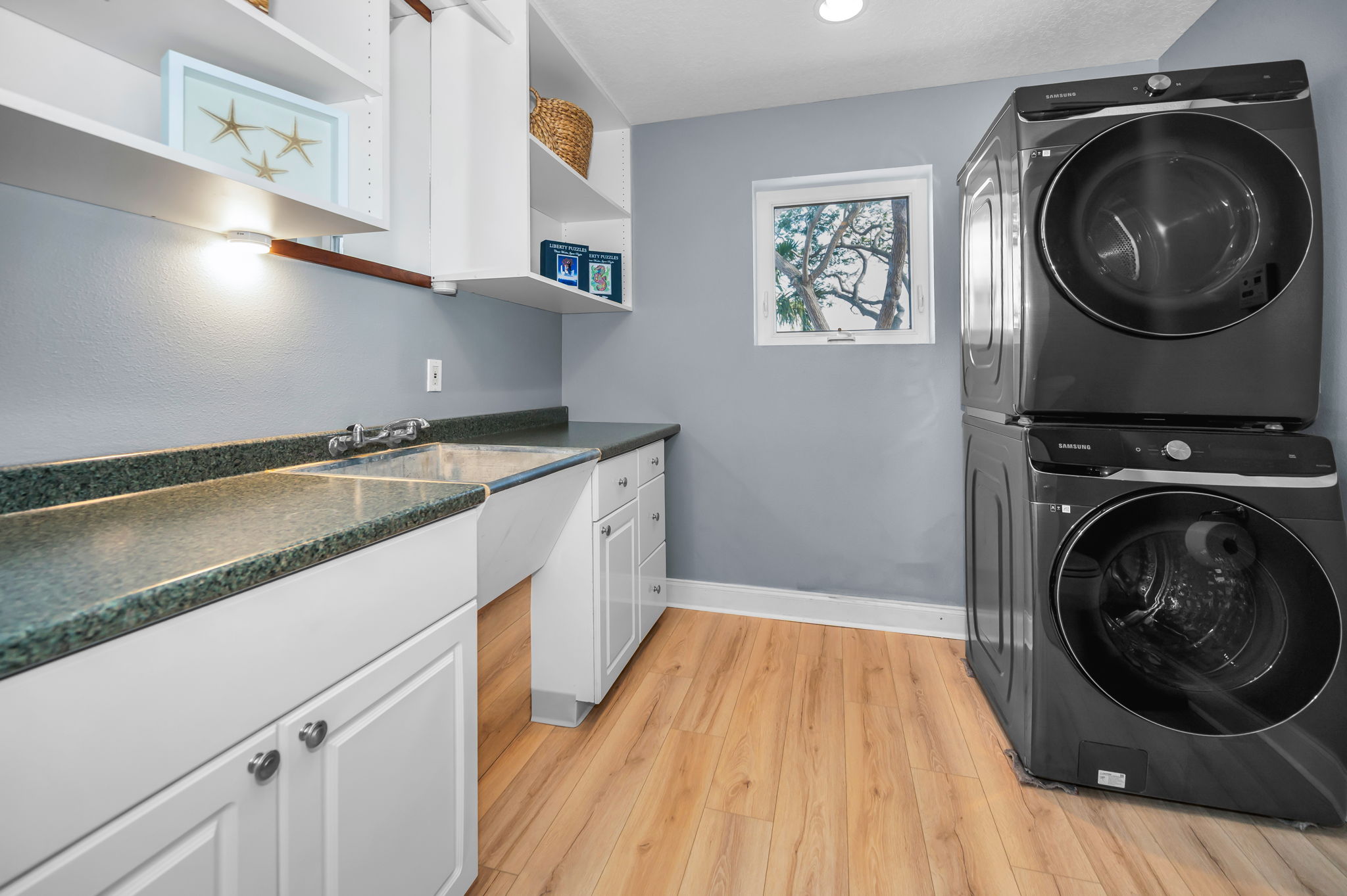 Treasure Island, Florida, 33706, United States, 3 Bedrooms Bedrooms, ,3 BathroomsBathrooms,Residential,For Sale,1996419