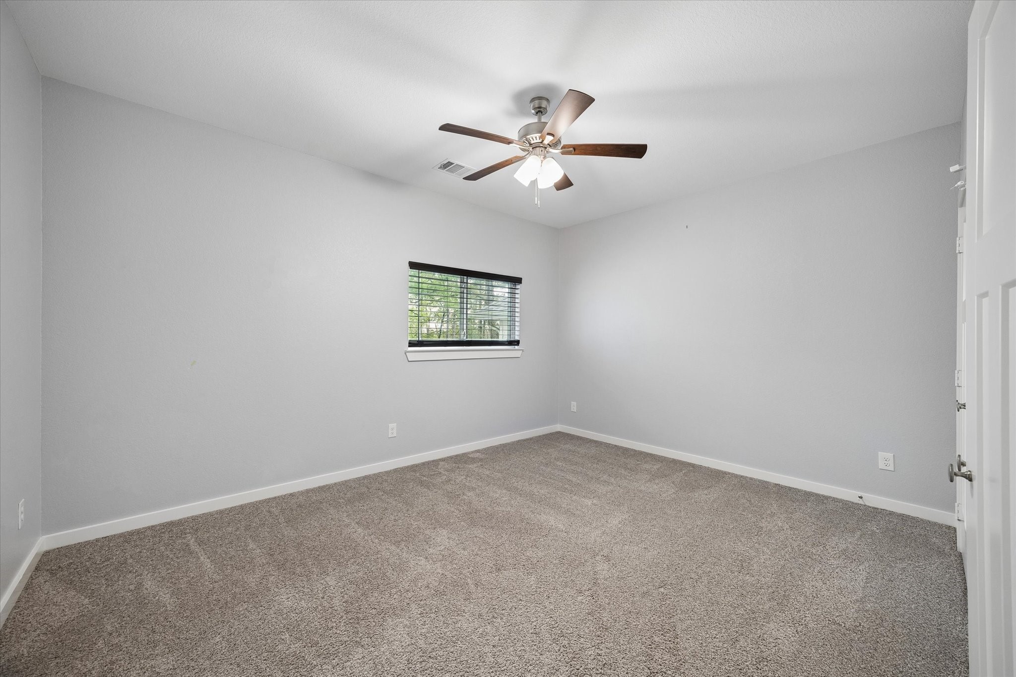  13219 Salem Circle - 物件實景