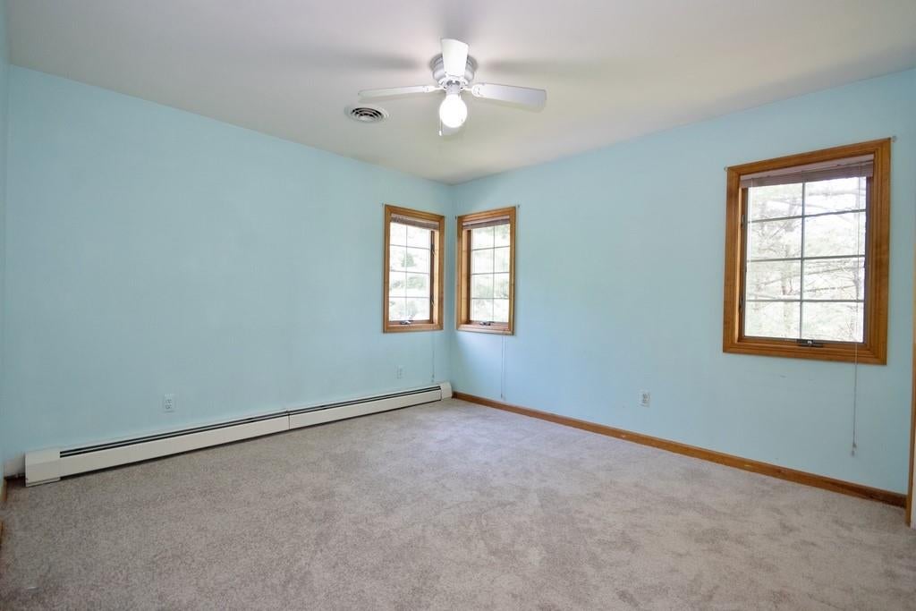 Florida, New York, 10921, United States, 4 Bedrooms Bedrooms, ,3 BathroomsBathrooms,Residential,For Sale,1944885