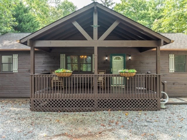 Ellijay, Georgia, 30540, United States, 4 Bedrooms Bedrooms, ,3 BathroomsBathrooms,Residential,For Sale,1910831