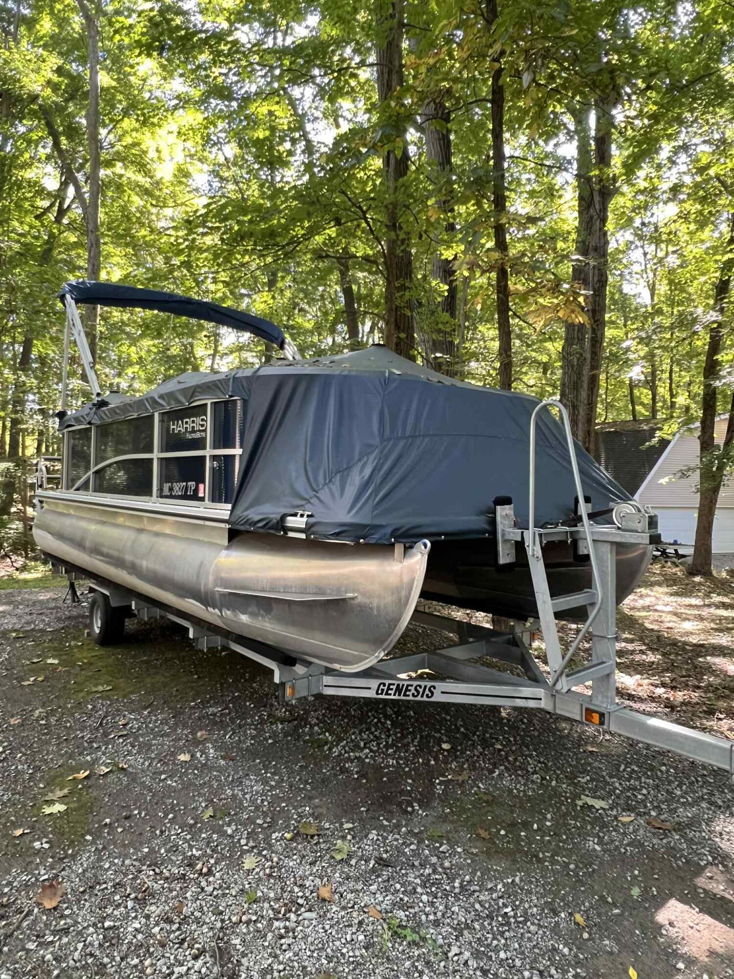 Hillsdale, Michigan, 49242, United States, 5 Bedrooms Bedrooms, ,3 BathroomsBathrooms,Residential,For Sale,1980121