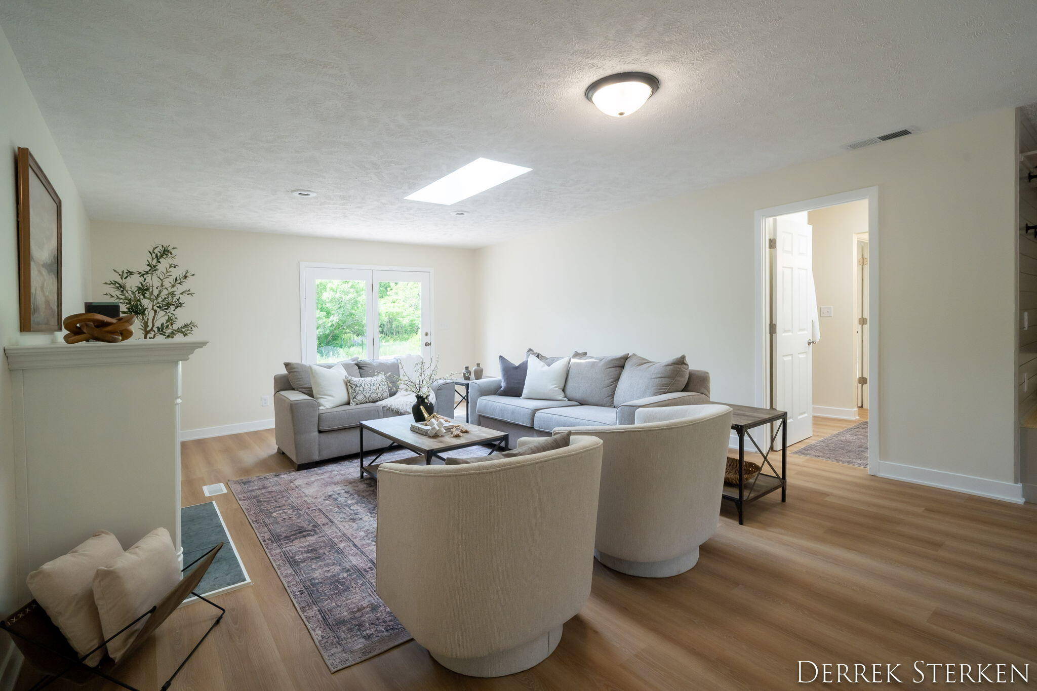 Saugatuck, Michigan, 49453, United States, 3 Bedrooms Bedrooms, ,2 BathroomsBathrooms,Residential,For Sale,1857746