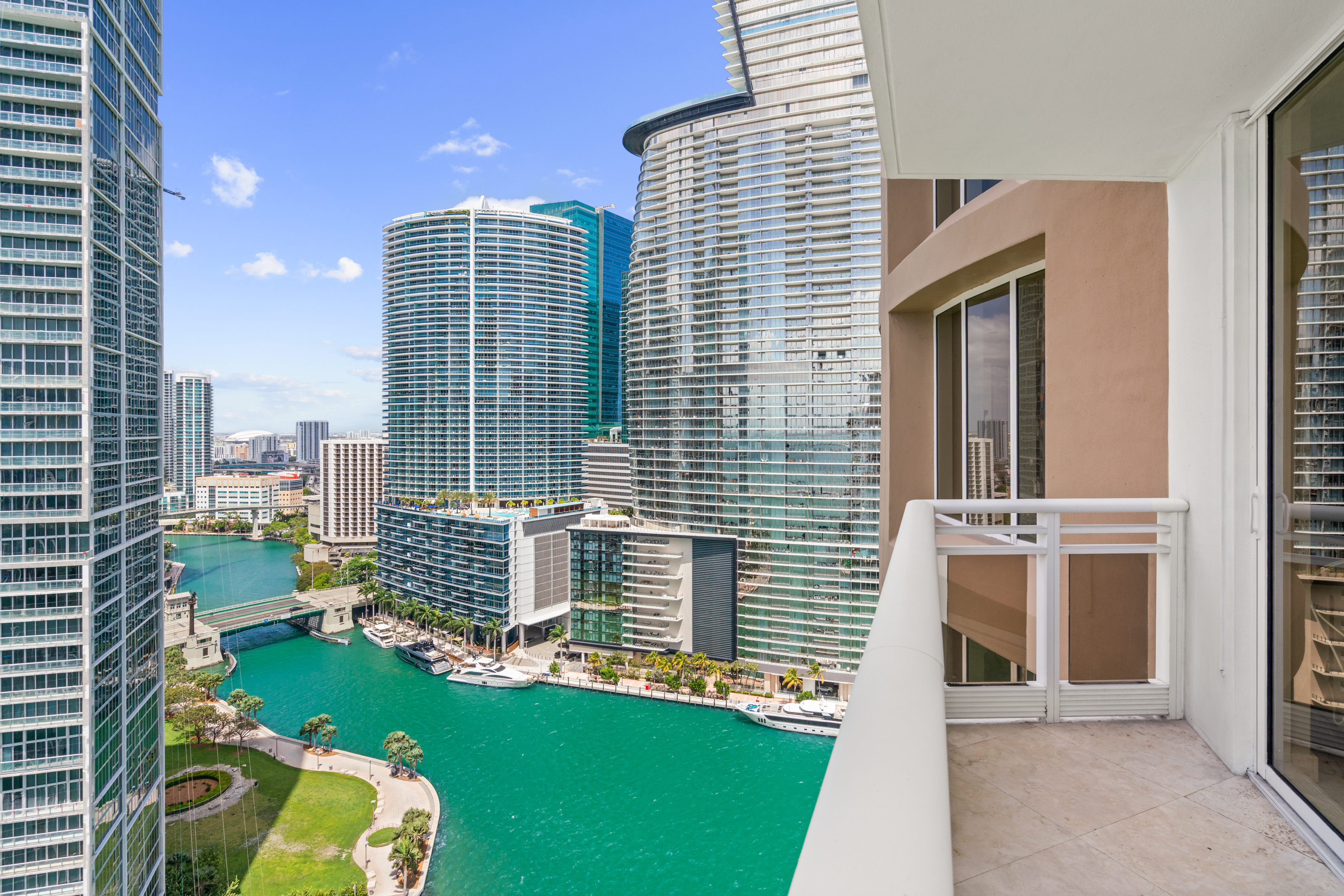  901 Brickell Key Blvd, Miami, FL, 33131 - 物件實景