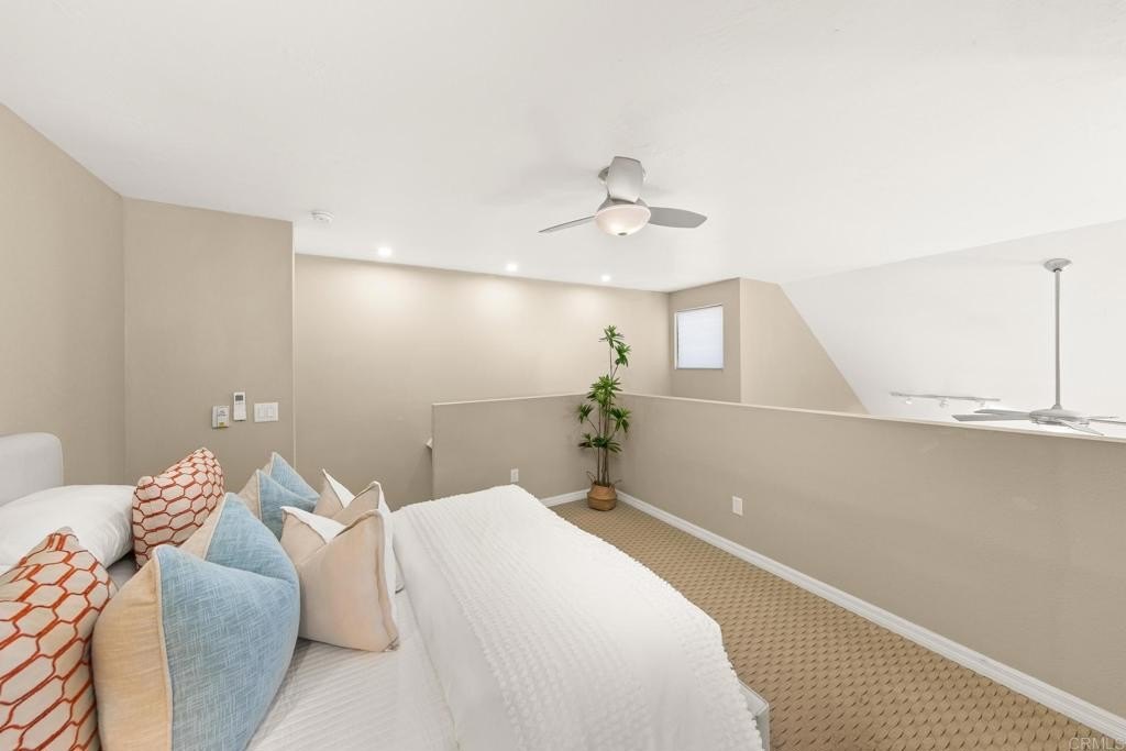 San Diego, California, 92101, United States, 2 Bedrooms Bedrooms, ,2 BathroomsBathrooms,Residential,For Sale,1760340
