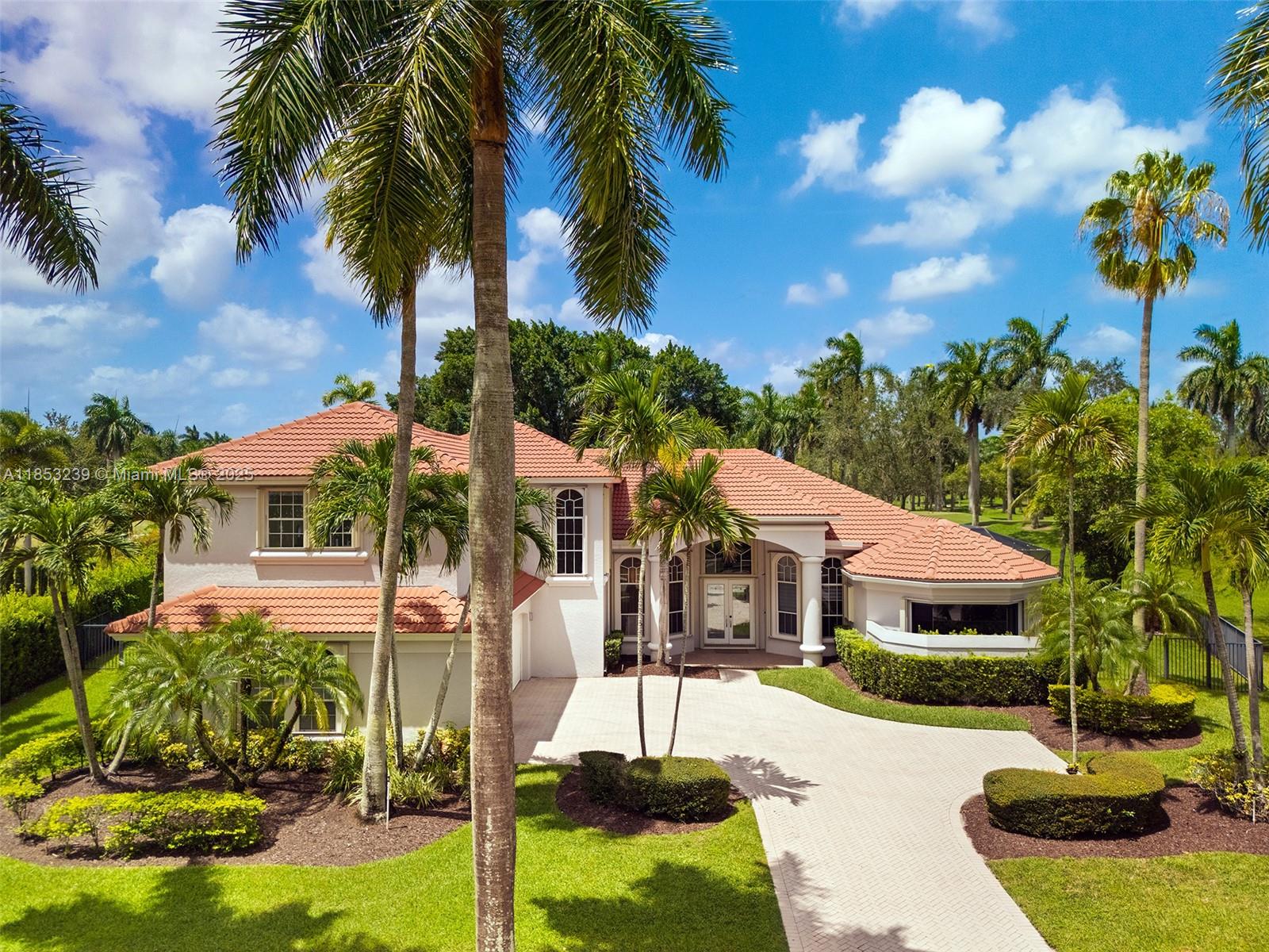 Weston, Florida, 33327, United States, 5 Bedrooms Bedrooms, ,6 BathroomsBathrooms,Residential,For Sale,1919791