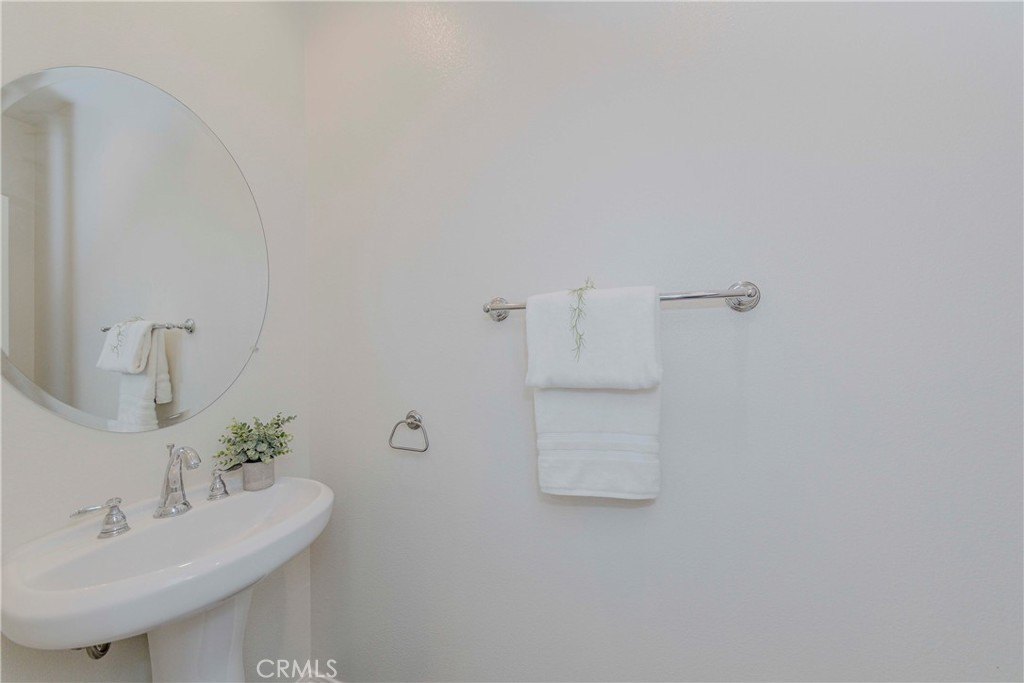 Santa Fe Springs, California, 90670, United States, 4 Bedrooms Bedrooms, ,3 BathroomsBathrooms,Residential,For Sale,1849059