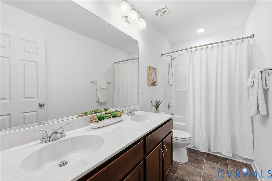 Chesterfield, Virginia, 23838, United States, 4 Bedrooms Bedrooms, ,3 BathroomsBathrooms,Residential,For Sale,1995442