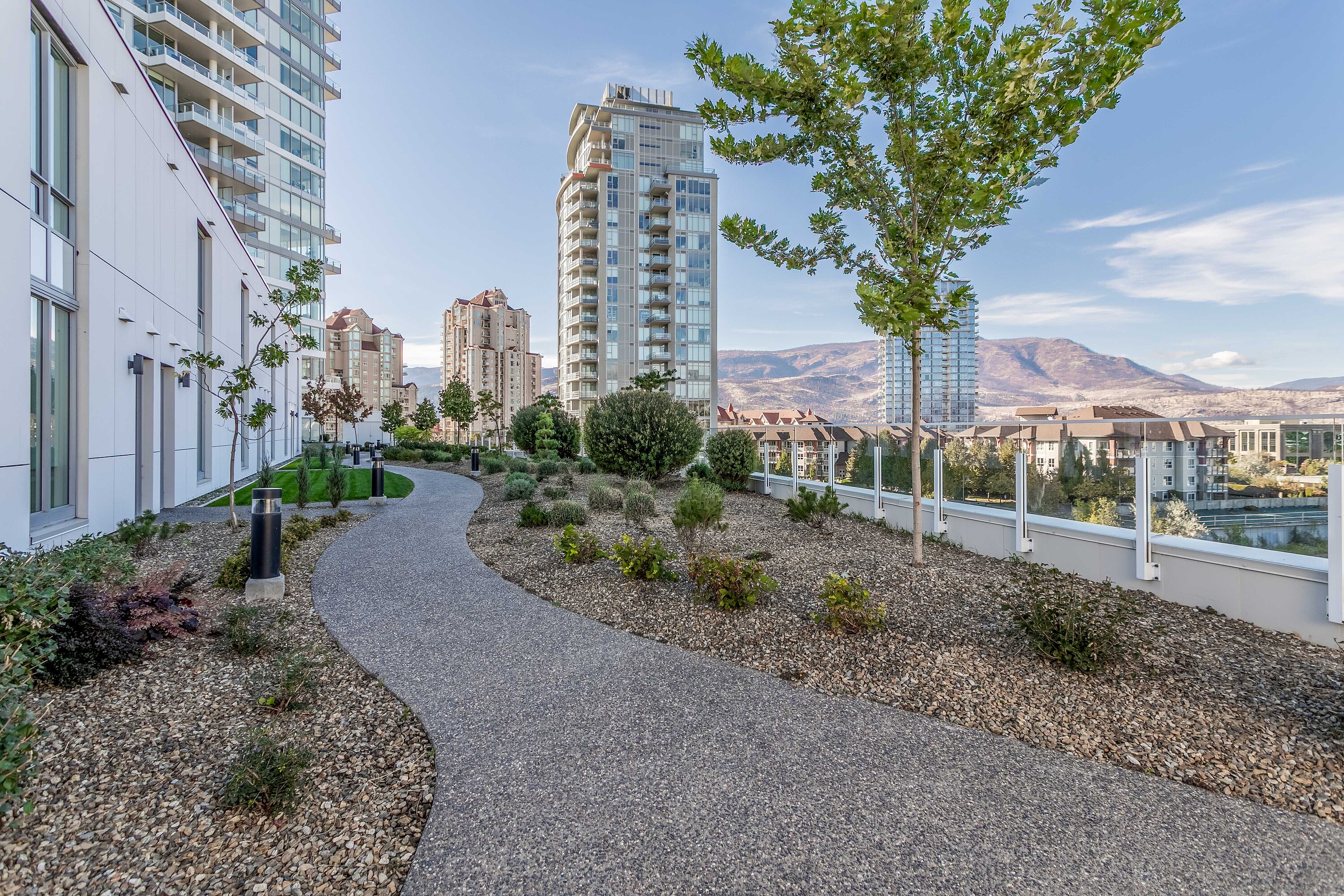  Unobstructed Views of the Lake - 物件實景