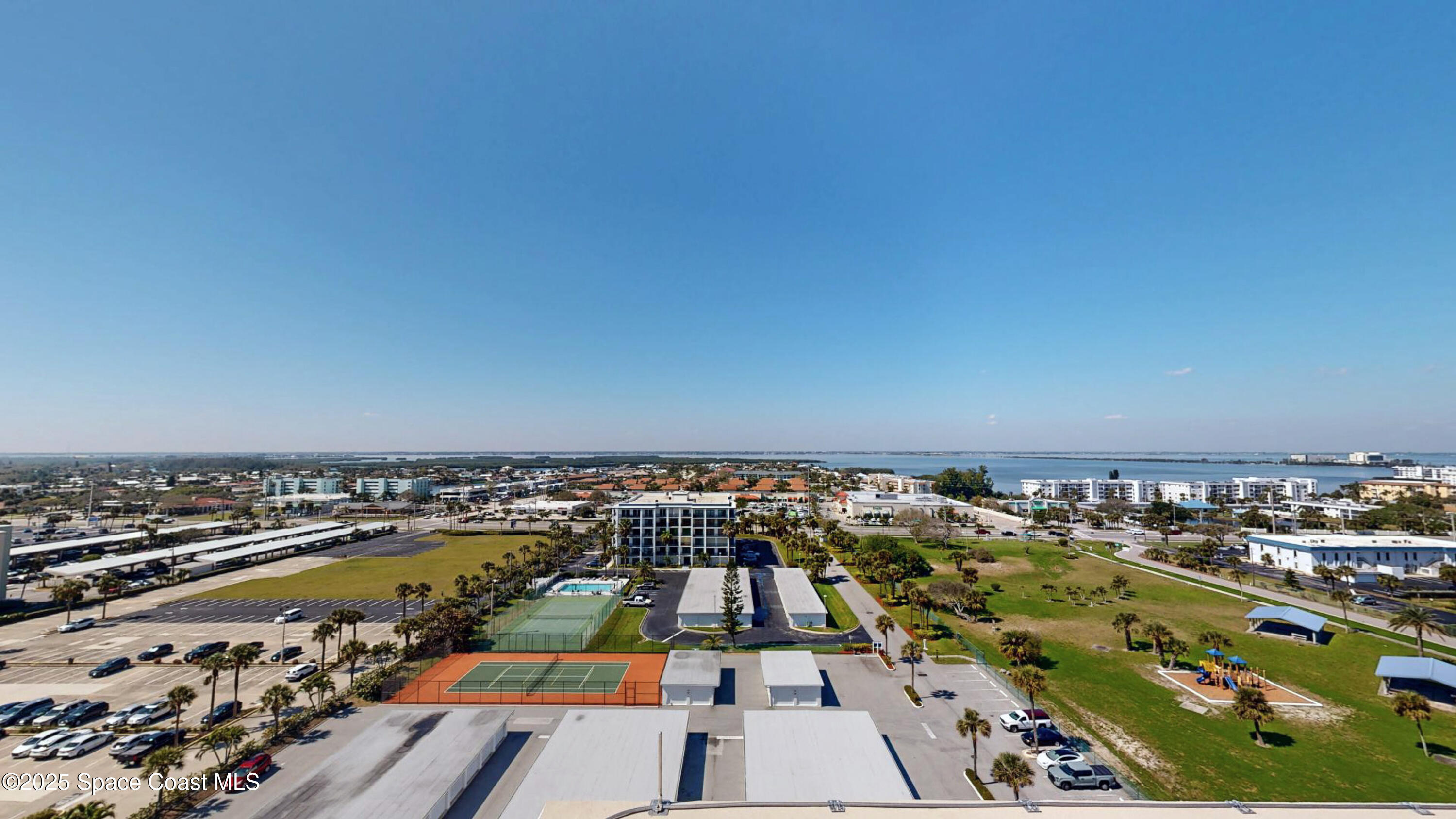 Cocoa Beach, Florida, 32931, United States, 2 Bedrooms Bedrooms, ,2 BathroomsBathrooms,Residential,For Sale,1991953