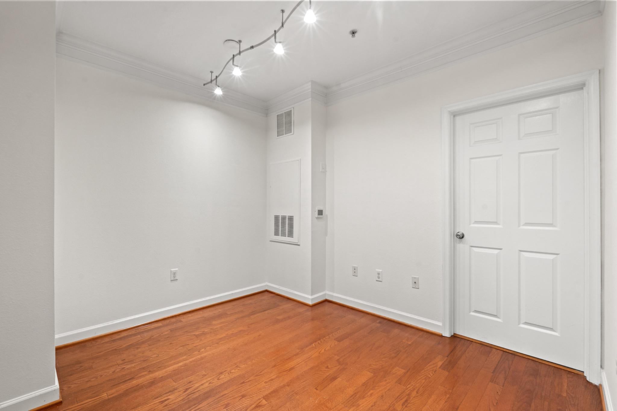  501 Hungerford Drive, Rockville, MD, 20850 - 物件實景