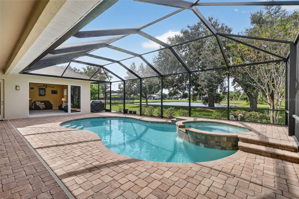 Bradenton, Florida, 34212, United States, 4 Bedrooms Bedrooms, ,3 BathroomsBathrooms,Residential,For Sale,1991075