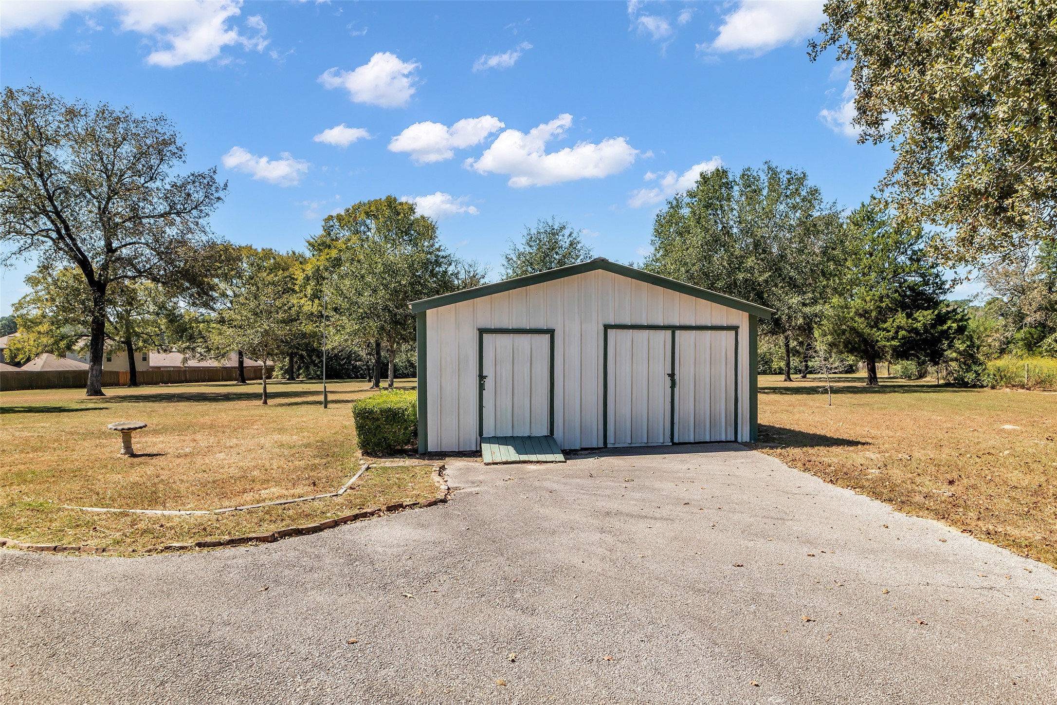 Willis, Texas, 77378, United States, 3 Bedrooms Bedrooms, ,2 BathroomsBathrooms,Residential,For Sale,2001772