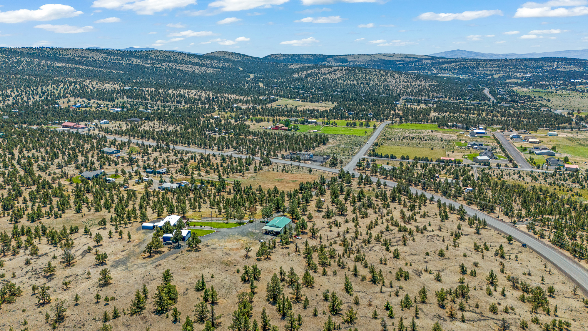 Prineville, Oregon, 97754, United States, 3 Bedrooms Bedrooms, ,2 BathroomsBathrooms,Residential,For Sale,1885821