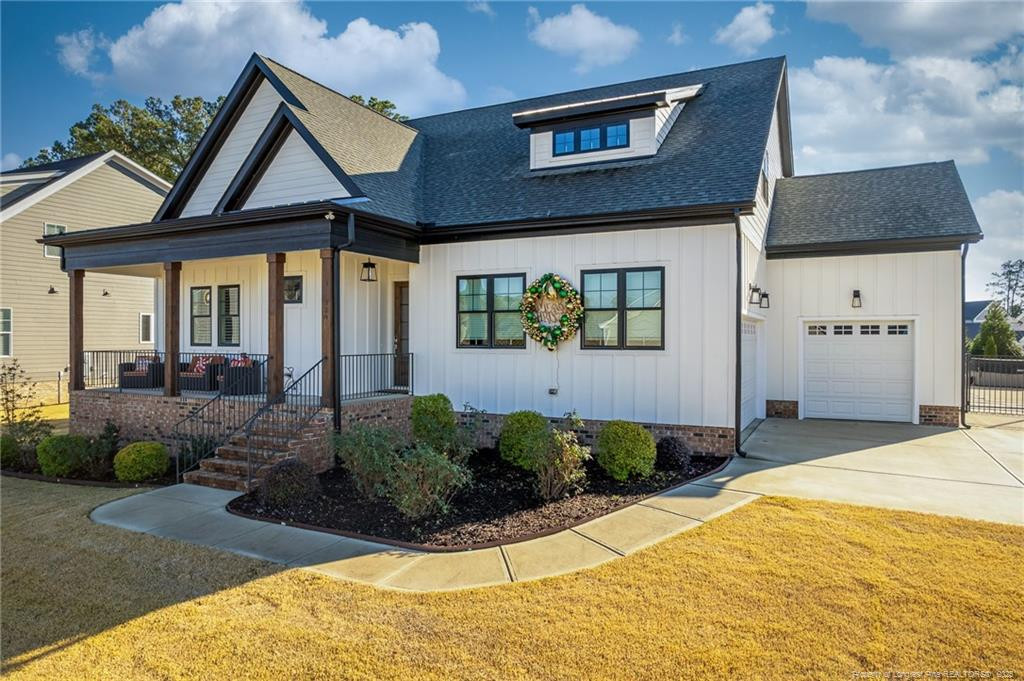 Holly Springs, North Carolina, 27540, United States, 4 Bedrooms Bedrooms, ,4 BathroomsBathrooms,Residential,For Sale,2003311