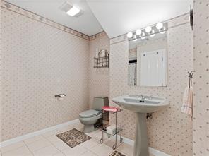 Bristol, Rhode Island, 02809, United States, 5 Bedrooms Bedrooms, ,5 BathroomsBathrooms,Residential,For Sale,1922000