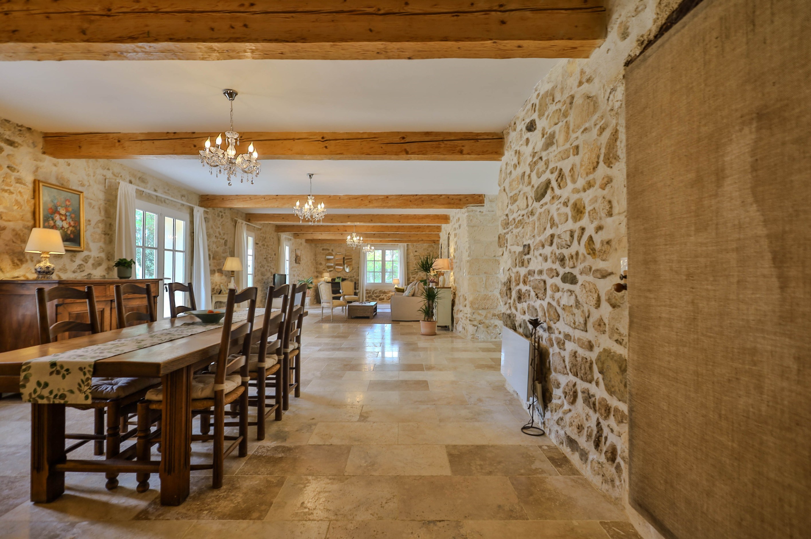  A Unique Stone Property in the Heart of Authentic Provence - 物件實景
