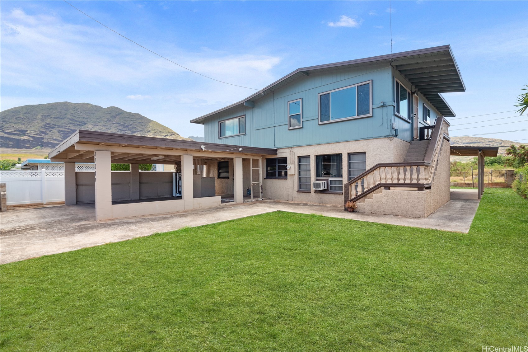 Mikana St, Waianae, HI 96792