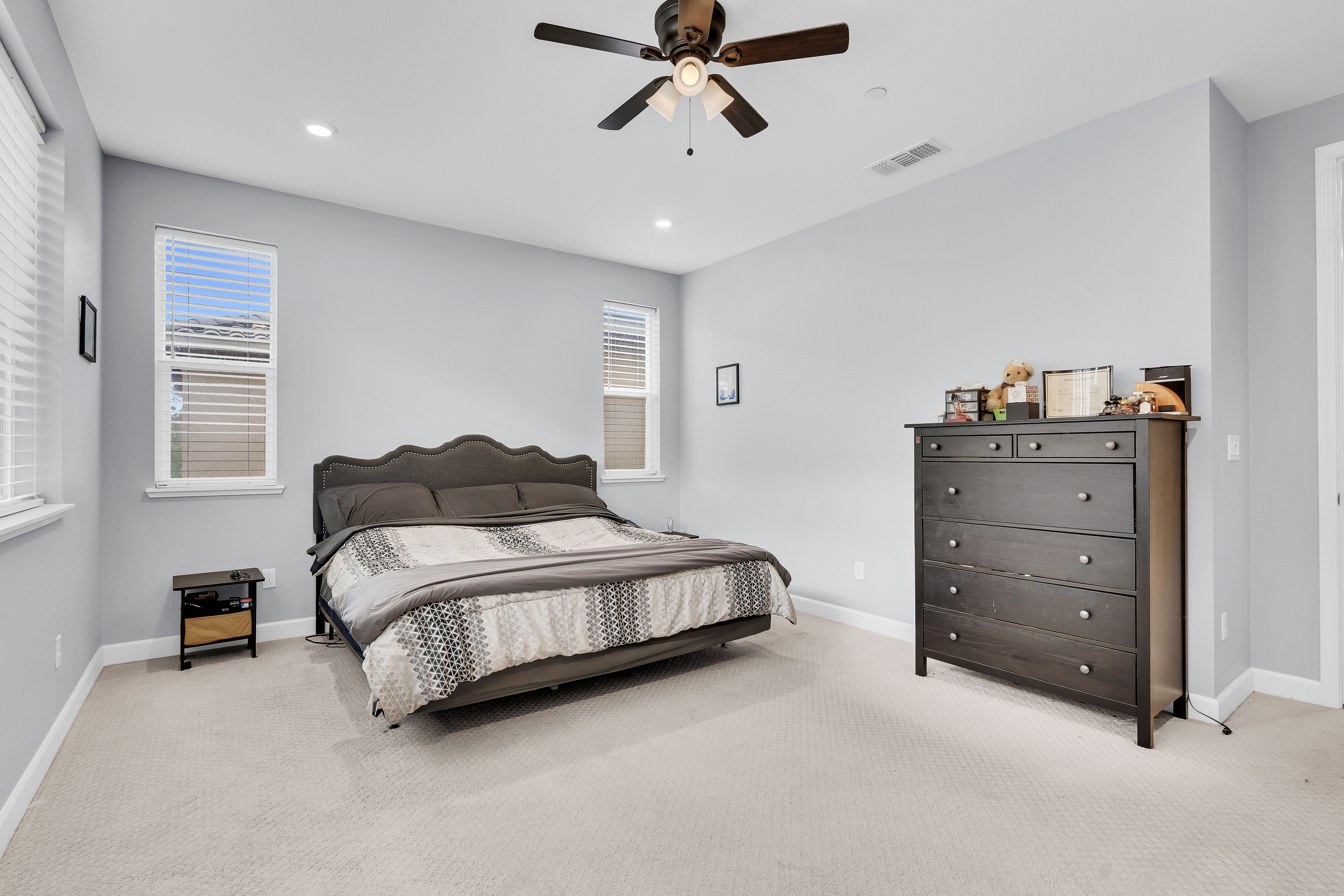  Elevated Brentwood Living - Efficient Home Built for Today’s Lifestyle - 物件實景