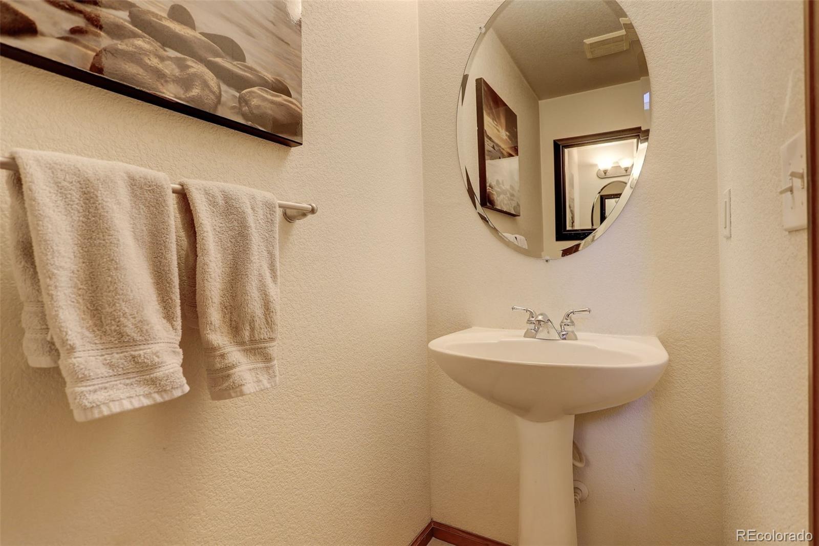 Erie, Colorado, 80516, United States, 4 Bedrooms Bedrooms, ,3 BathroomsBathrooms,Residential,For Sale,1794607