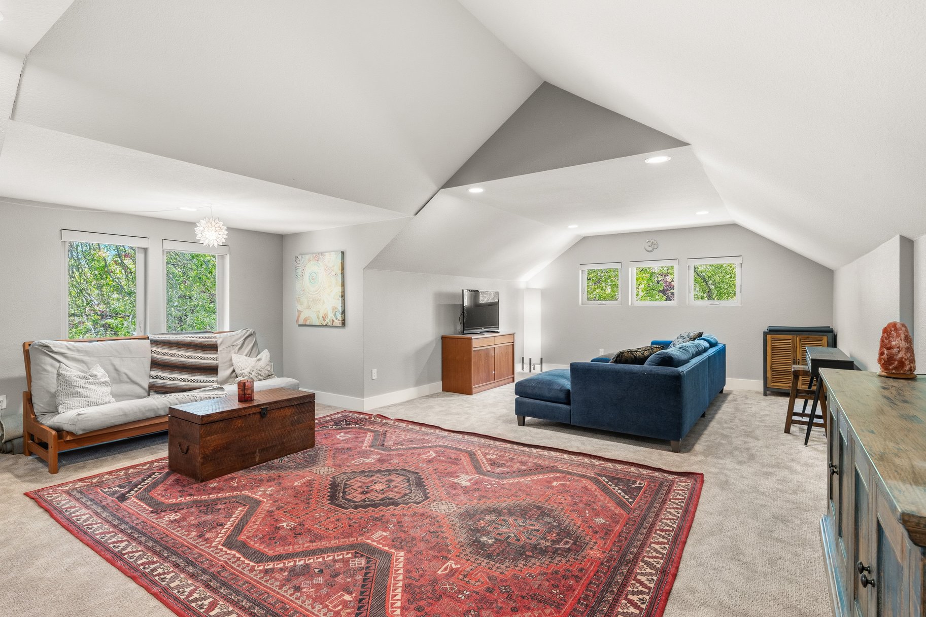 Refined living on one of Reno