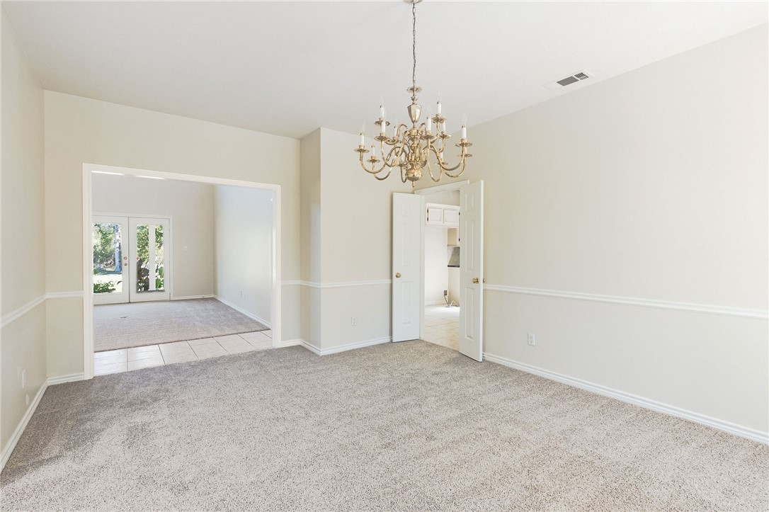 Bryan, Texas, 77808, United States, 3 Bedrooms Bedrooms, ,3 BathroomsBathrooms,Residential,For Sale,1989351