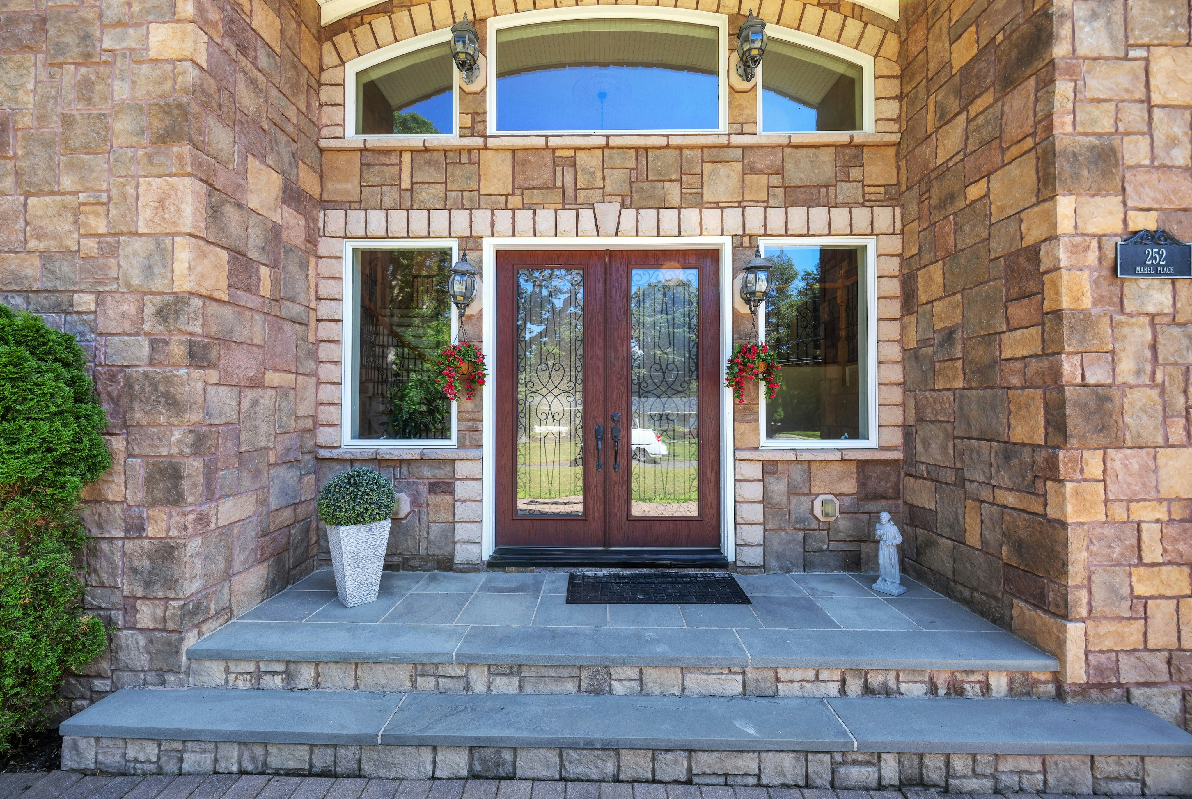  252 Mabel Place, Franklin Lakes, NJ 07417 - 物件實景