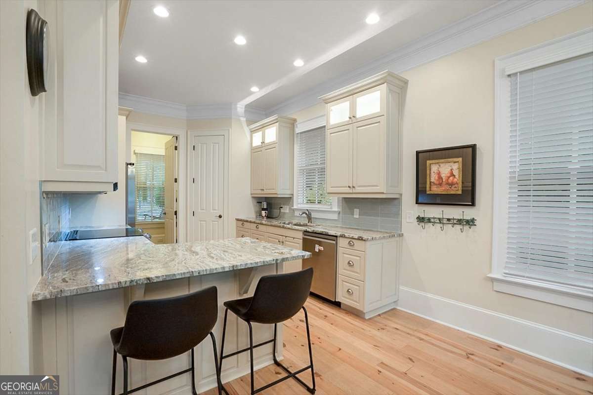 Athens, Georgia, 30607, United States, 3 Bedrooms Bedrooms, ,2 BathroomsBathrooms,Residential,For Sale,1986210