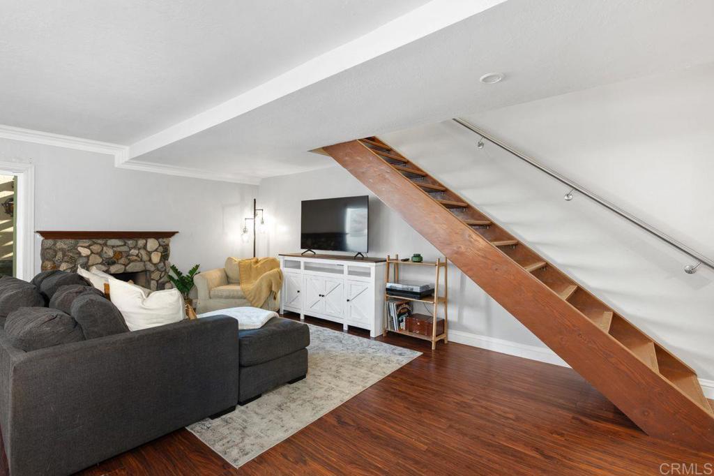 Vista, California, 92084, United States, 2 Bedrooms Bedrooms, ,3 BathroomsBathrooms,Residential,For Sale,1987849