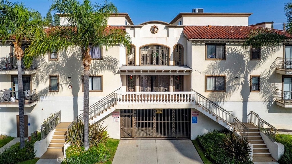 Granada Hills, California, 91344, United States, ,Residential,For Sale,1989571