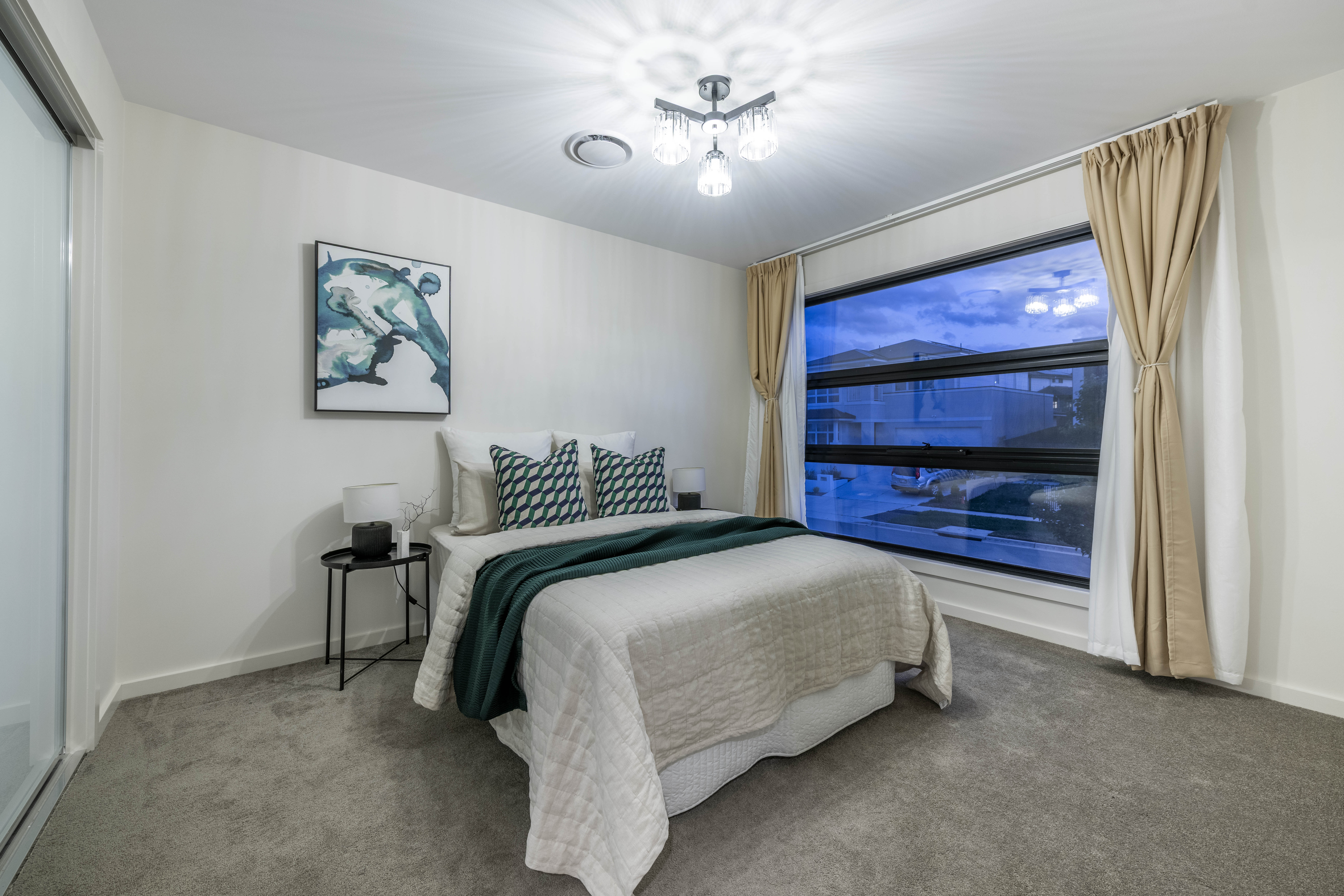  A Refined Family Home Offering Modern Comfort And Lifestyle Ease - 物件實景