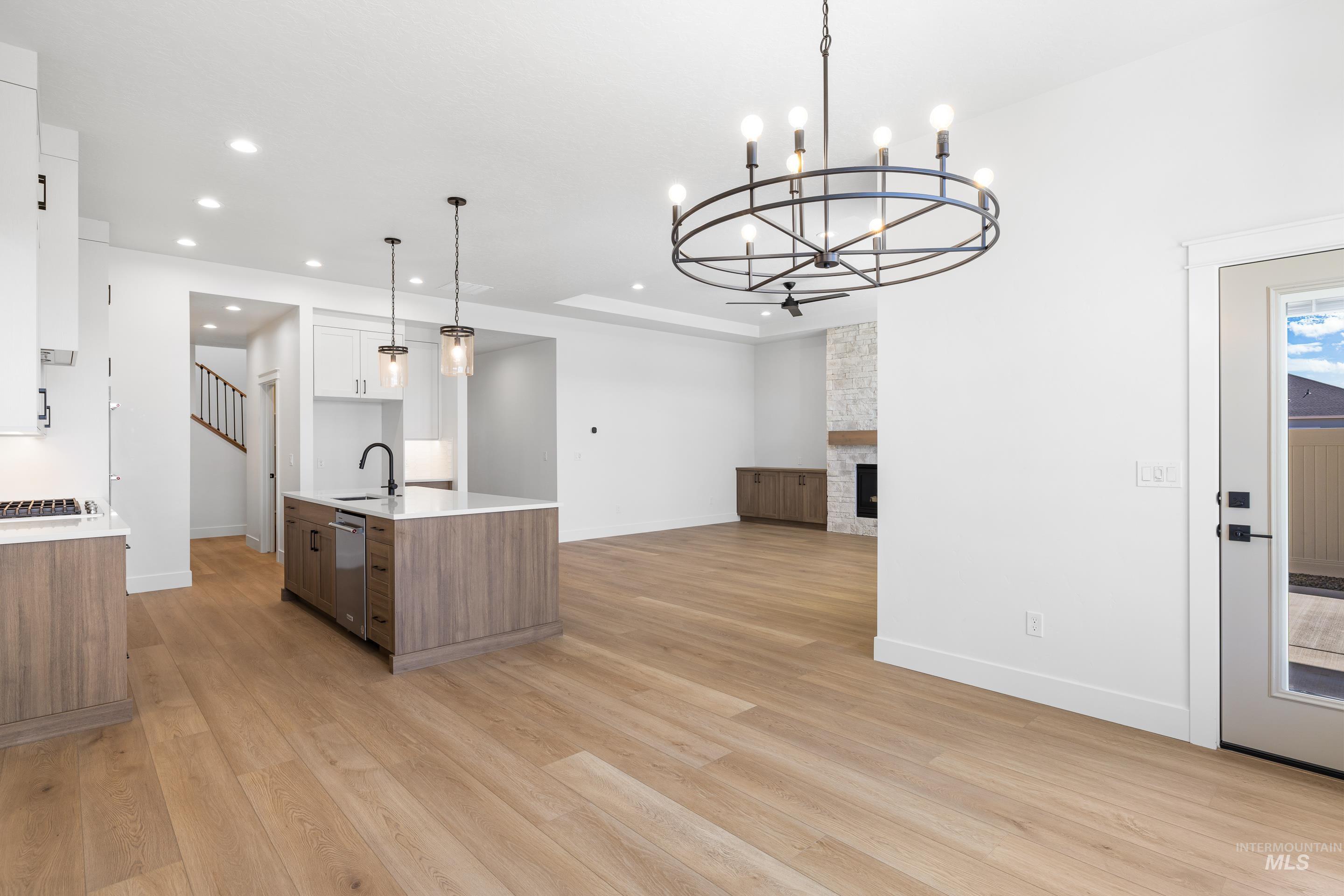 Kuna, Idaho, 83634, United States, 3 Bedrooms Bedrooms, ,Residential,For Sale,1989227