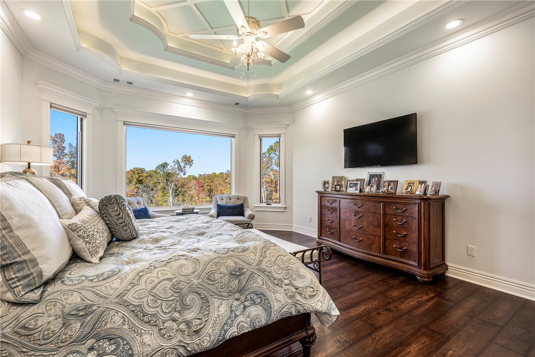 Rogers, Arkansas, 72756, United States, 4 Bedrooms Bedrooms, ,6 BathroomsBathrooms,Residential,For Sale,1987603