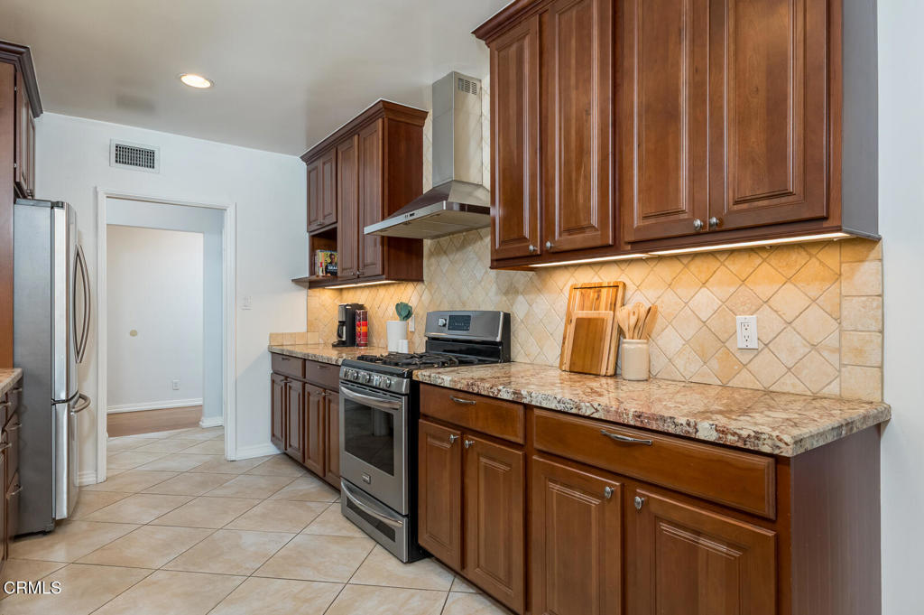 La Canada Flintridge, California, 91011, United States, 3 Bedrooms Bedrooms, ,1 BathroomBathrooms,Residential,For Sale,1901874