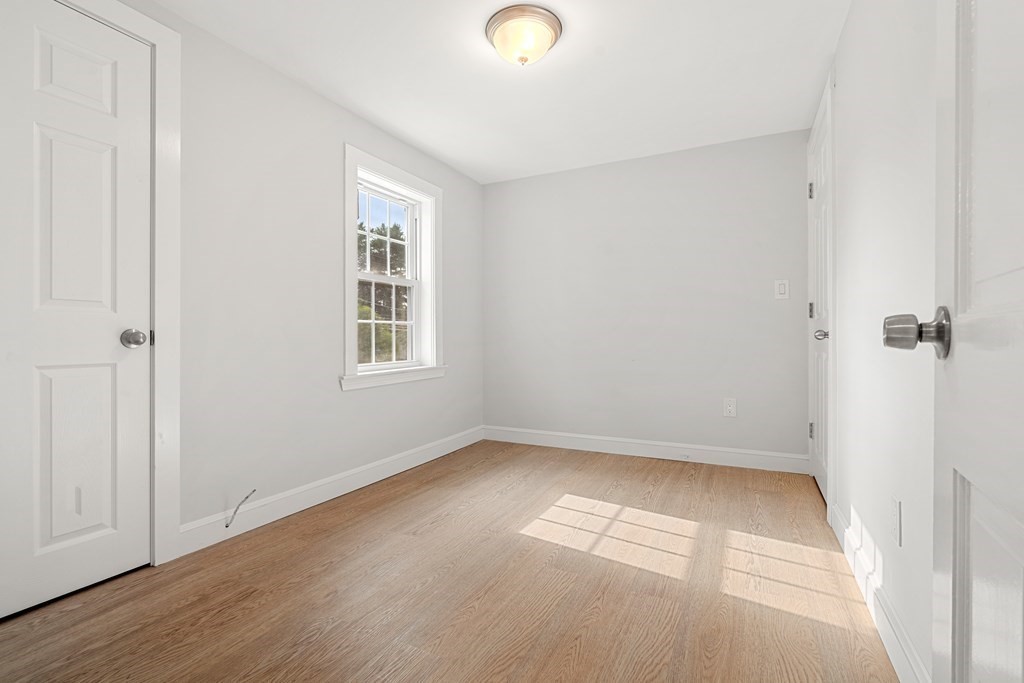 Framingham, Massachusetts, 01701, United States, 3 Bedrooms Bedrooms, ,2 BathroomsBathrooms,Residential,For Sale,1903802