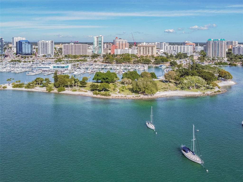 Sarasota, Florida, 34237, United States, 3 Bedrooms Bedrooms, ,4 BathroomsBathrooms,Residential,For Sale,1862311
