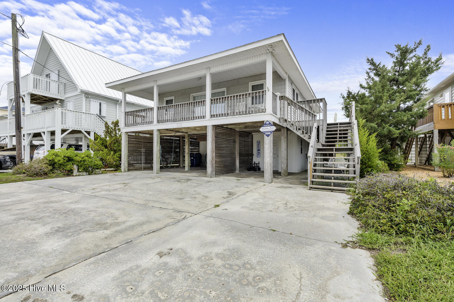 Topsail Beach, North Carolina, 28445, United States, 3 Bedrooms Bedrooms, ,2 BathroomsBathrooms,Residential,For Sale,1983458