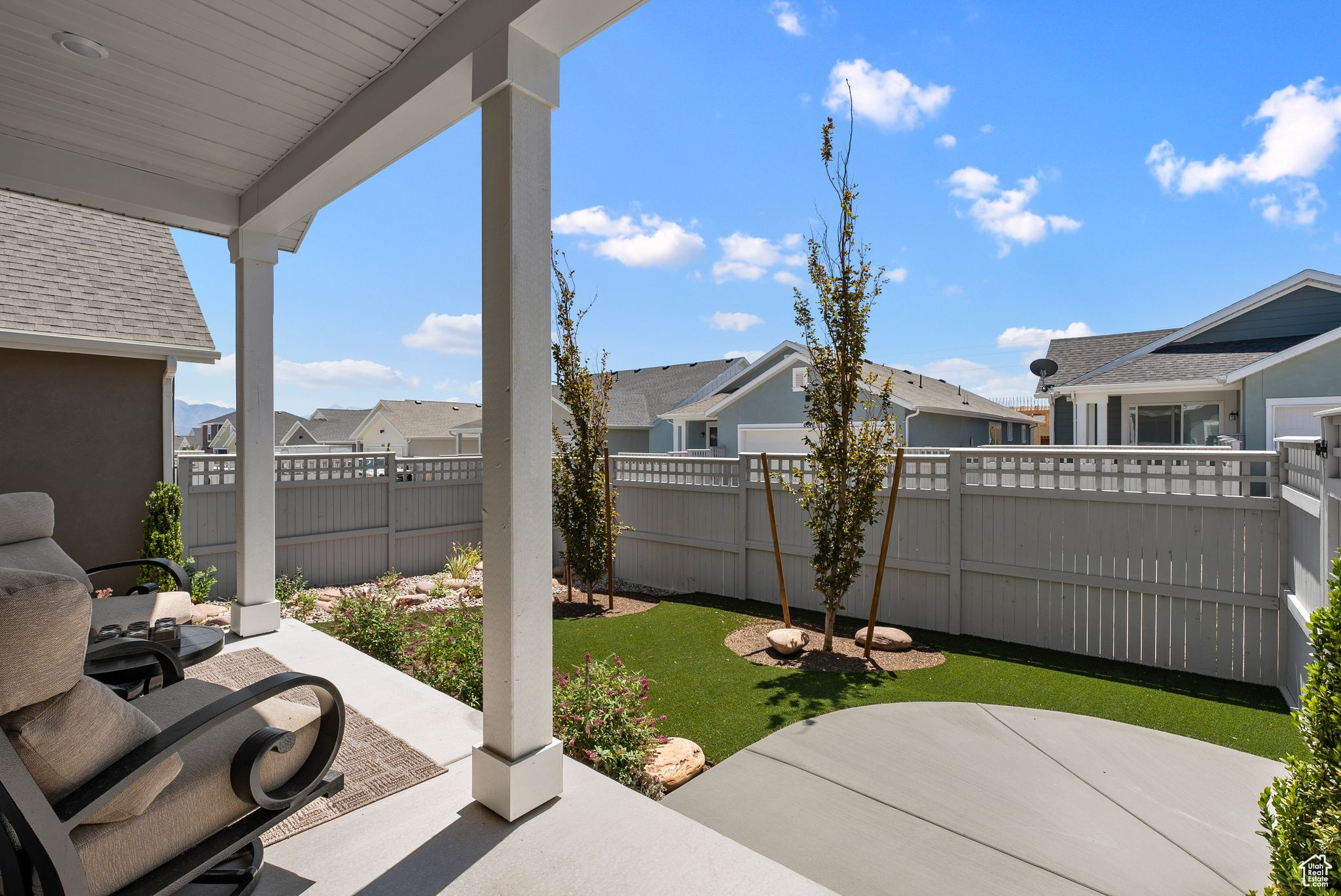 South Jordan, Utah, 84009, United States, 2 Bedrooms Bedrooms, ,3 BathroomsBathrooms,Residential,For Sale,1903673