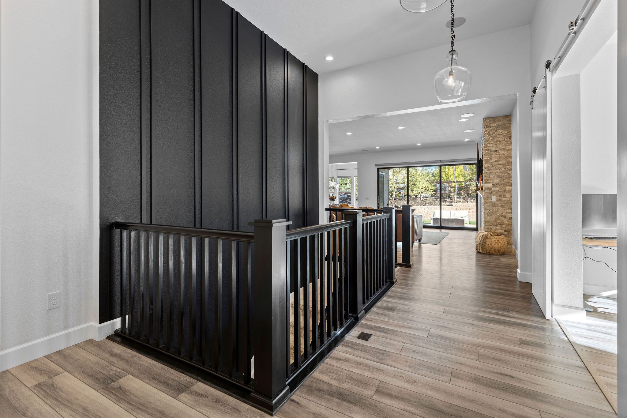  Luxury and comfort come together in this expansive ranch-style home - 物件實景