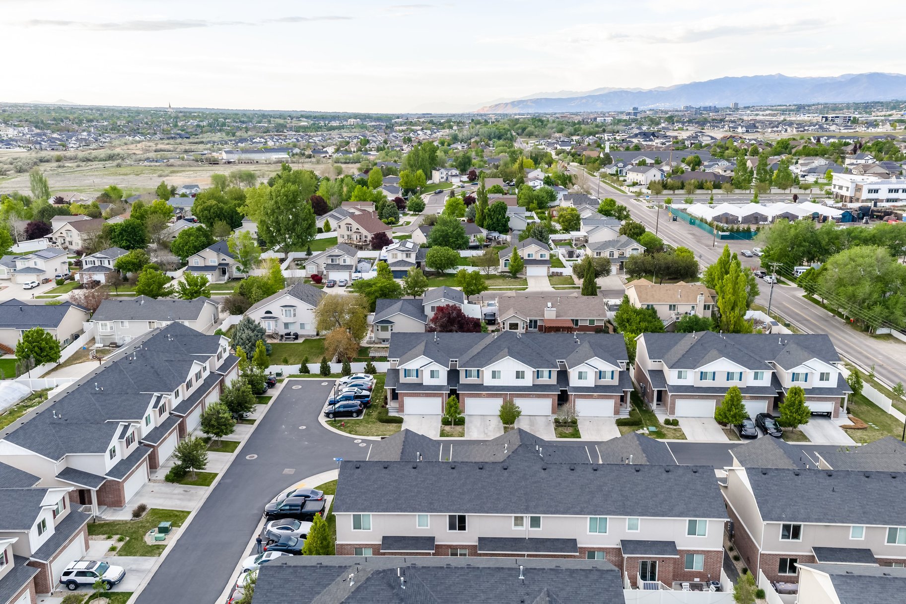  Meticulously Upgraded Townhome in Prime Draper - 物件實景