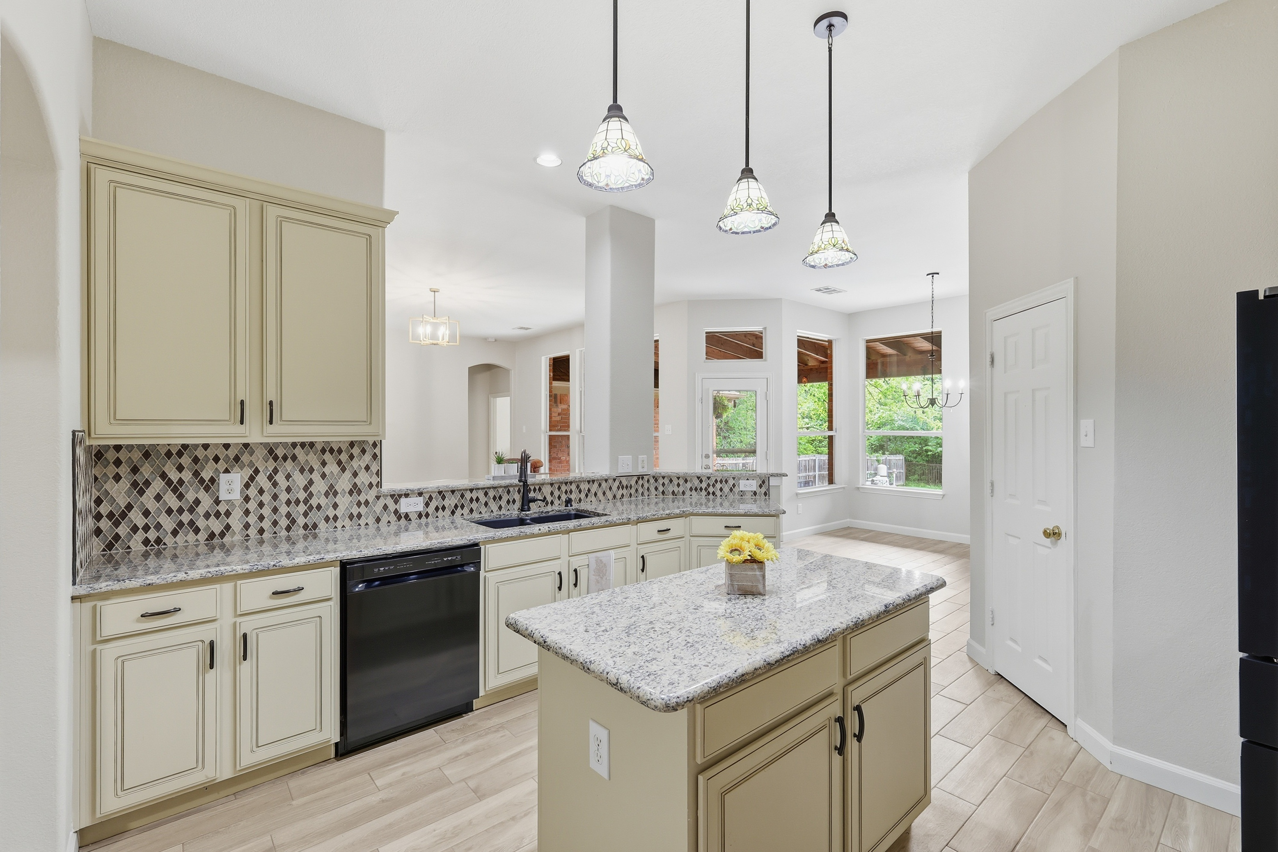  2402 Ravinia Drive, Corinth, TX, 76208 - 物件實景