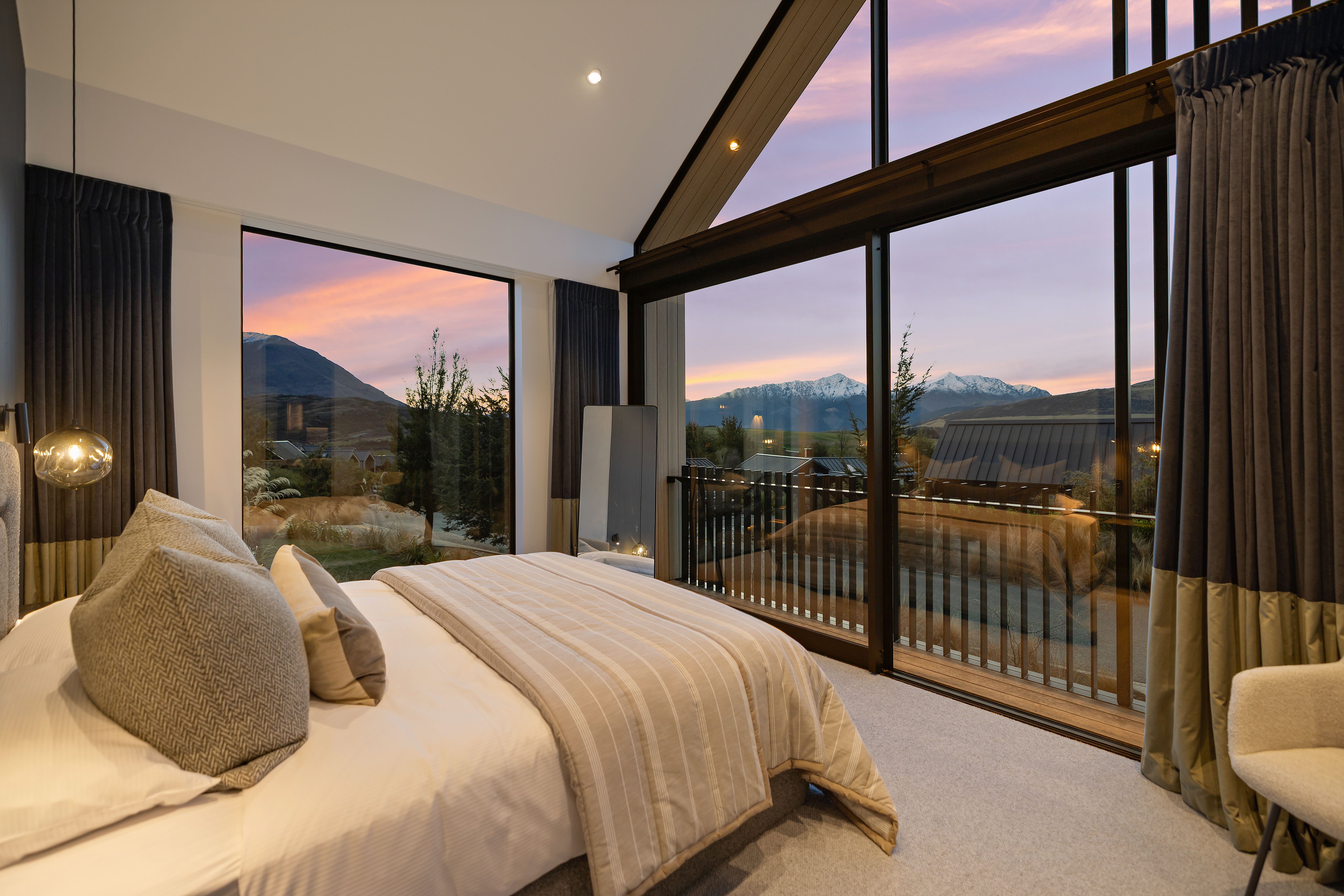  Architecturally Designed Mountain Home - 物件實景