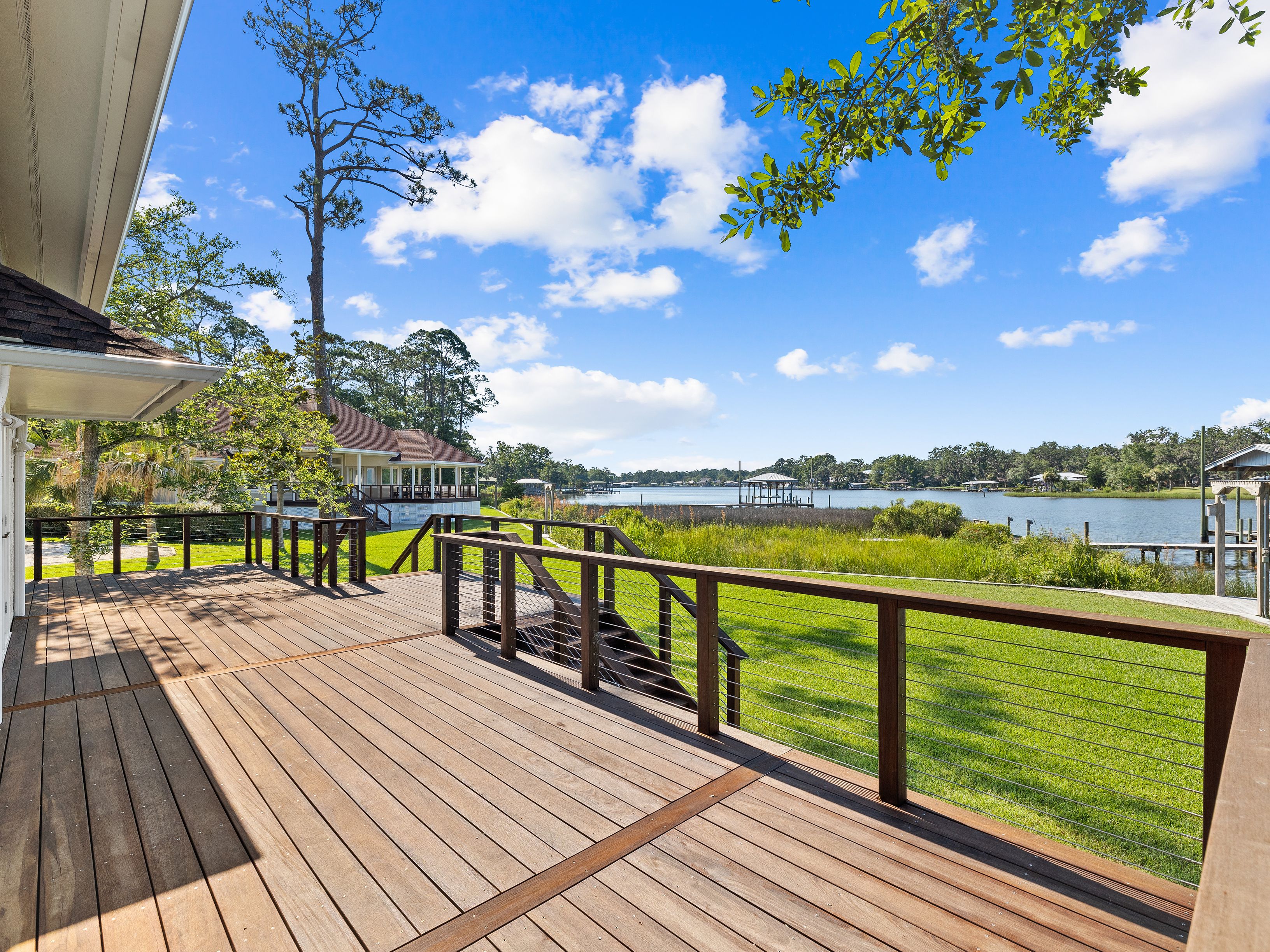  A Once-in-a-Generation Waterfront Estate with 725 Feet Bayou-Frontage - 物件實景