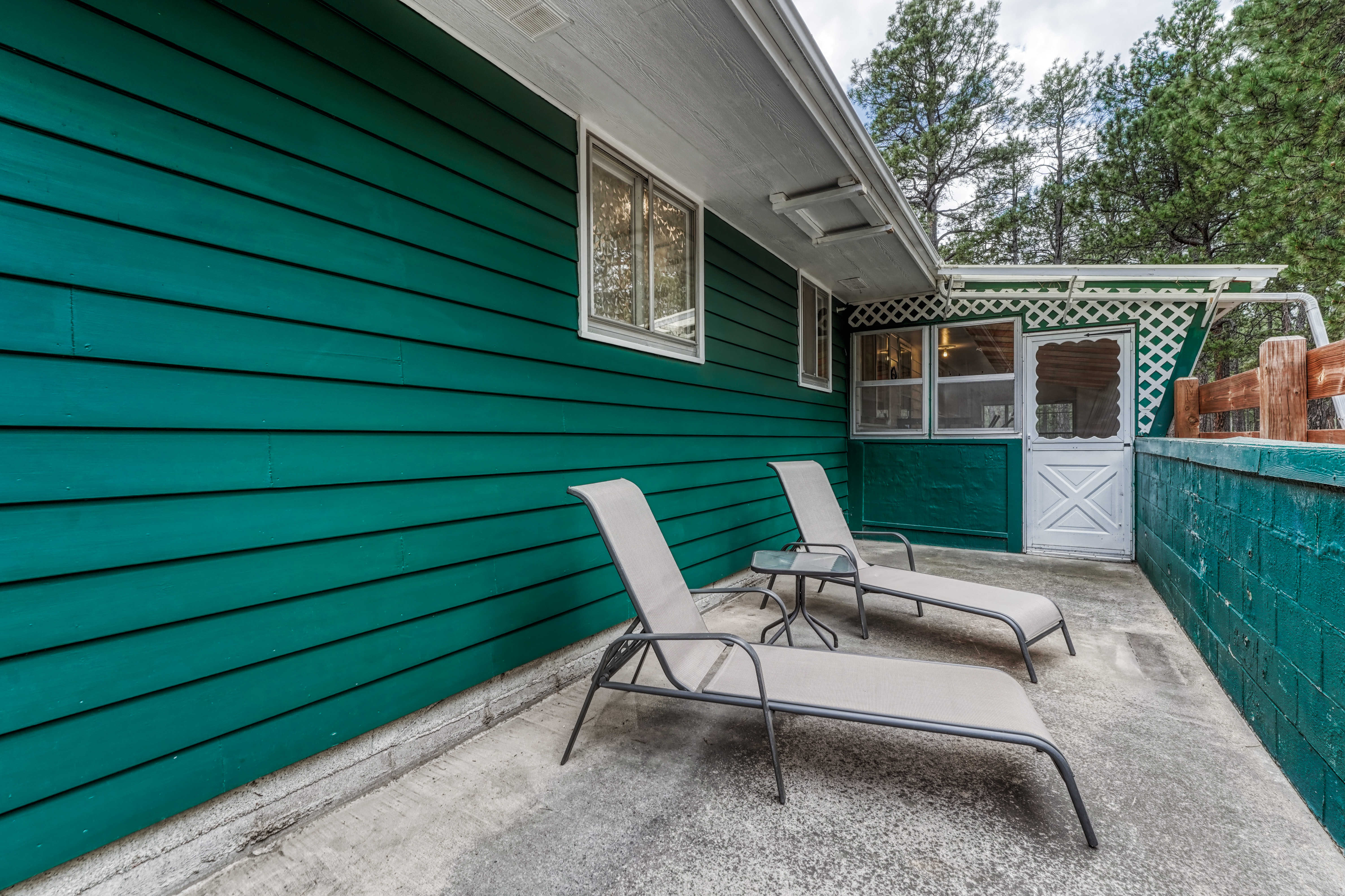  Meticulously maintained ranch-style home in sought-after Black Forest - 物件實景