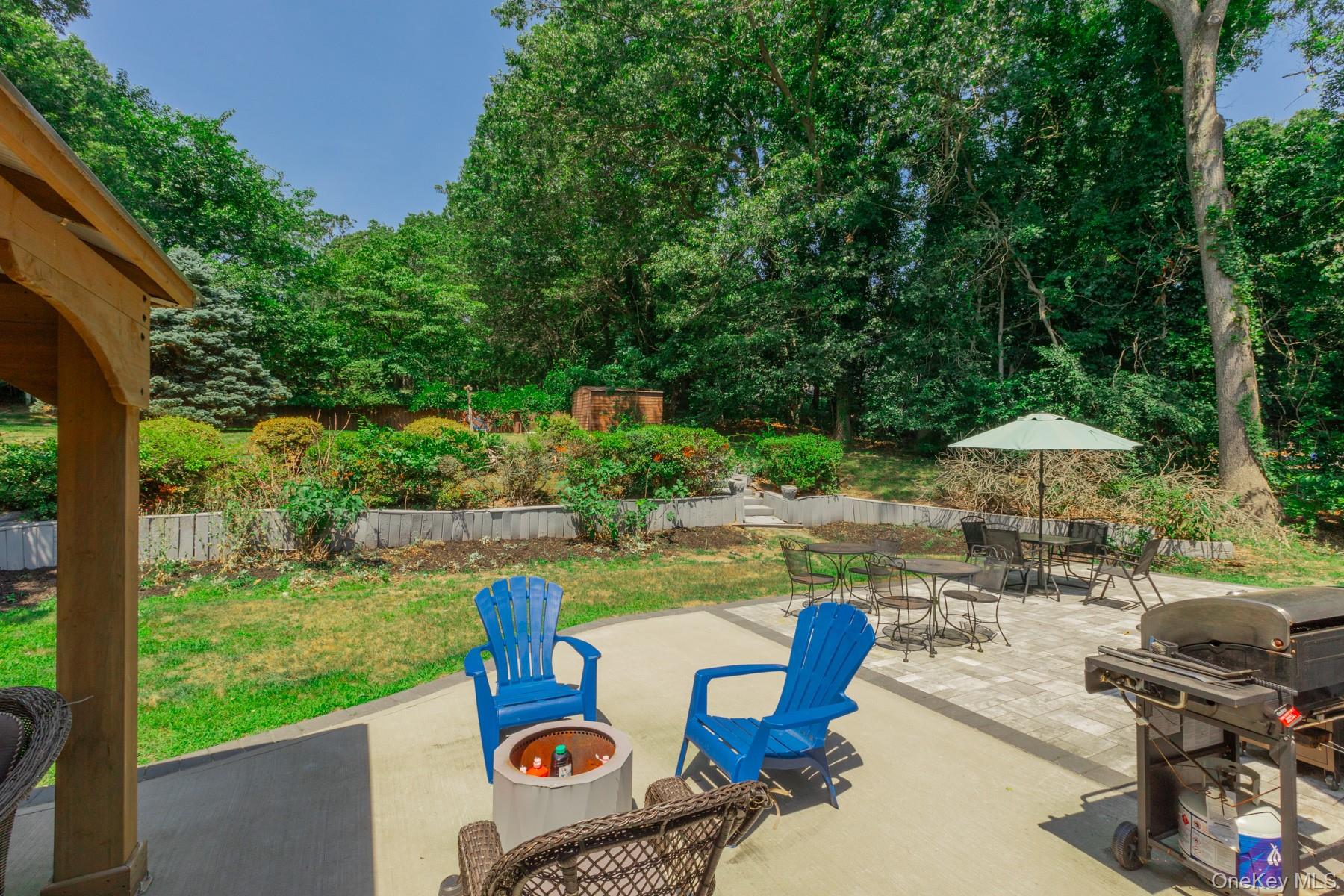 Smithtown, New York, 11787, United States, 4 Bedrooms Bedrooms, ,3 BathroomsBathrooms,Residential,For Sale,1907417